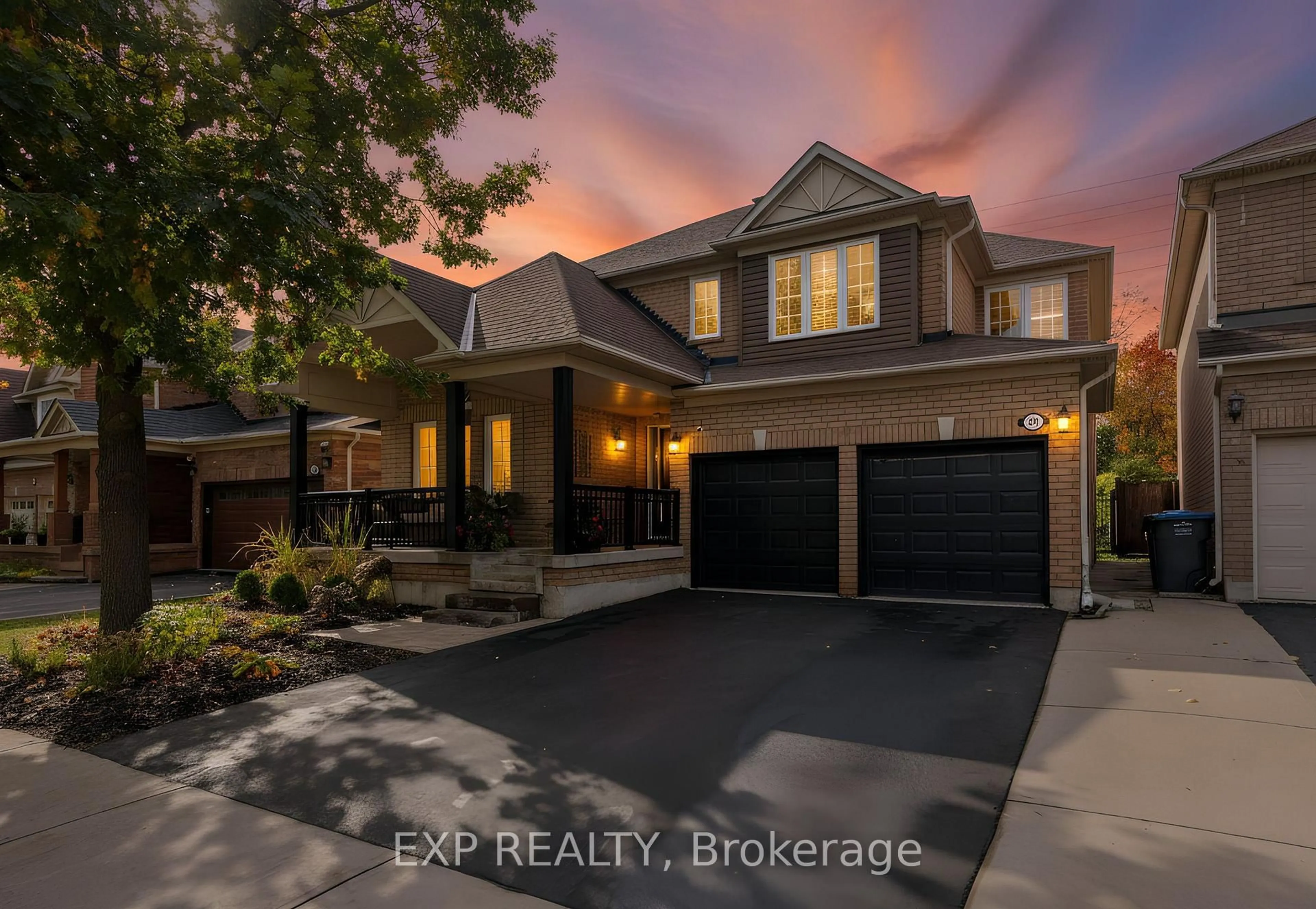 A pic from outside/outdoor area/front of a property/back of a property/a pic from drone, street for 32 Fireside Dr, Brampton Ontario L7A 1P2