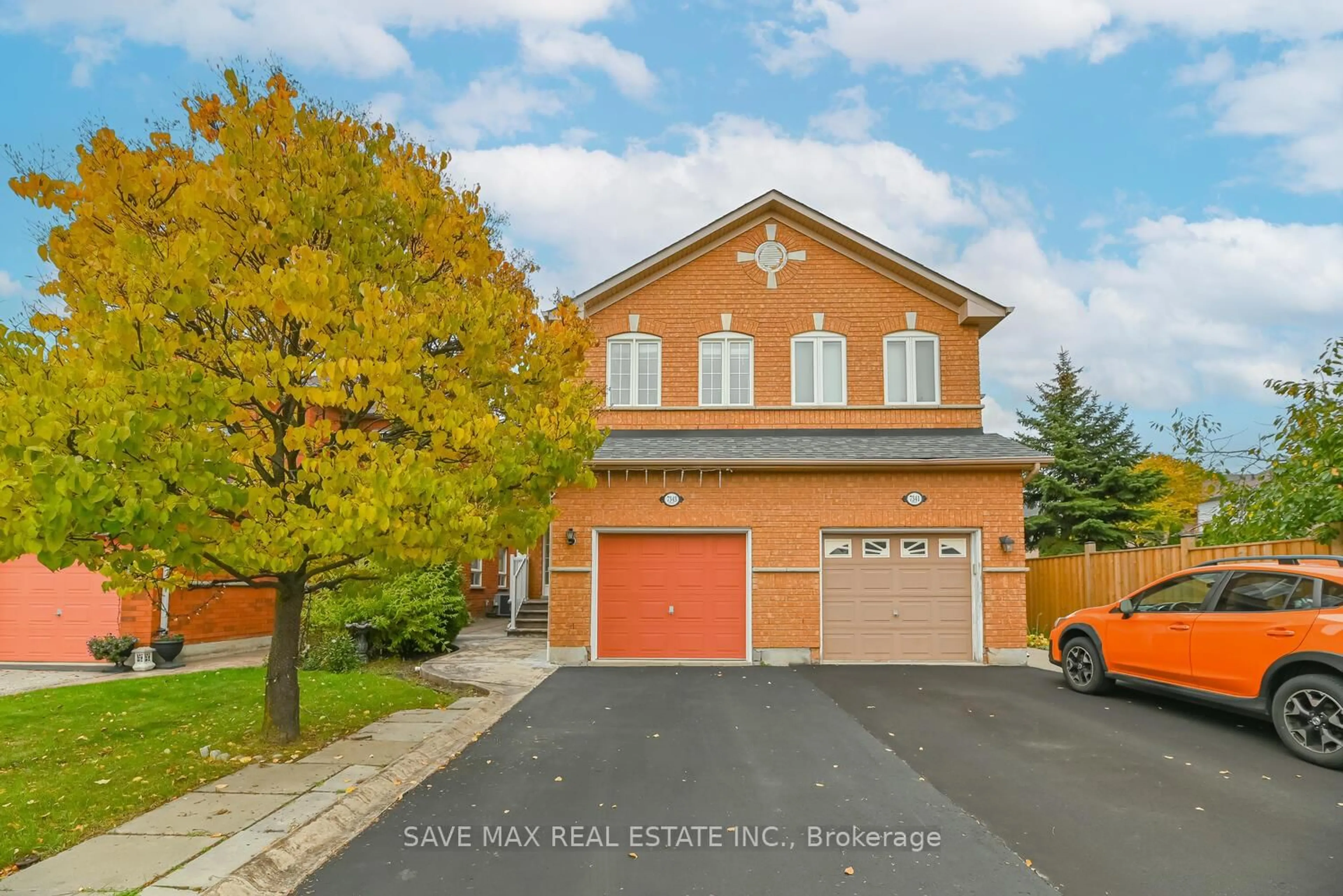 Home with brick exterior material, street for 7343 Jaysnest Rd, Mississauga Ontario L5N 8J1