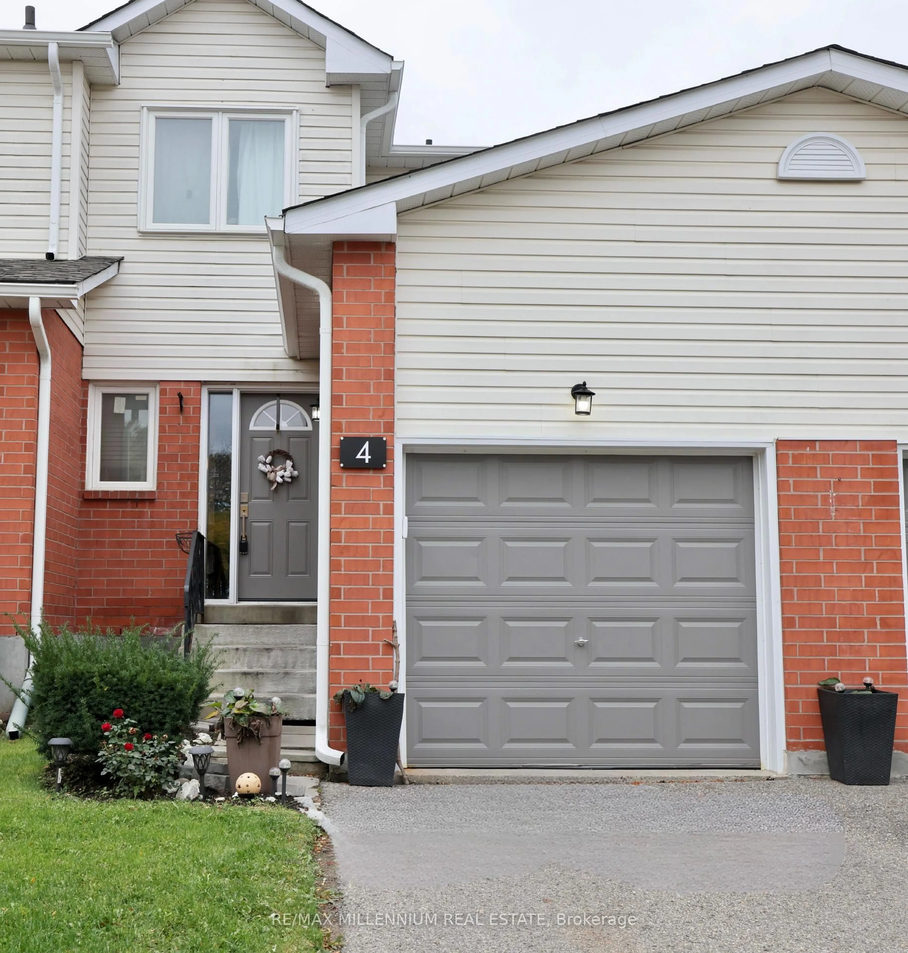 Home with brick exterior material, street for 4 Stewart Maclaren Rd, Halton Hills Ontario L7G 5L8