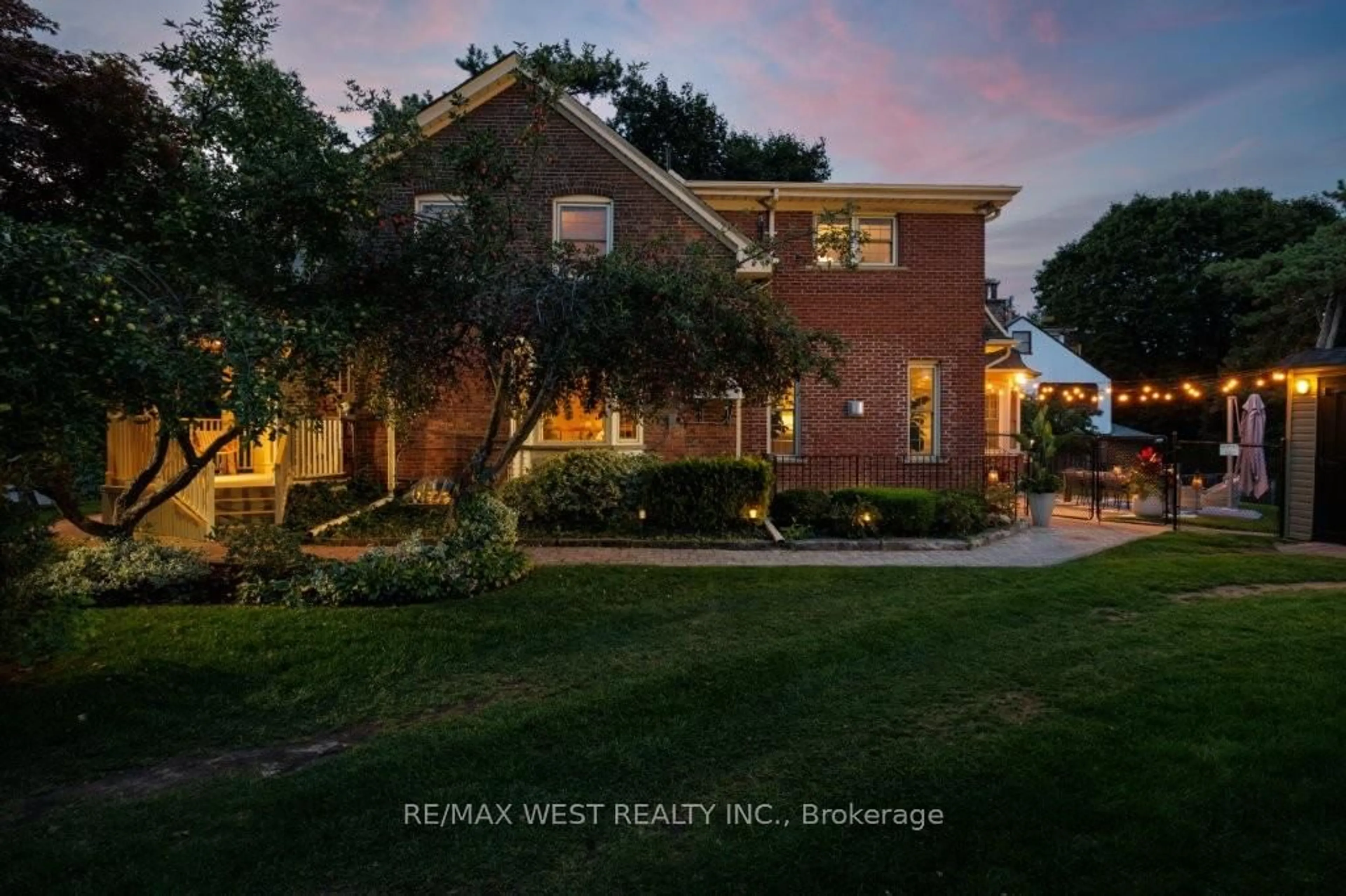 Home with brick exterior material, street for 207 Ellis Ave, Toronto Ontario M6S 2X4