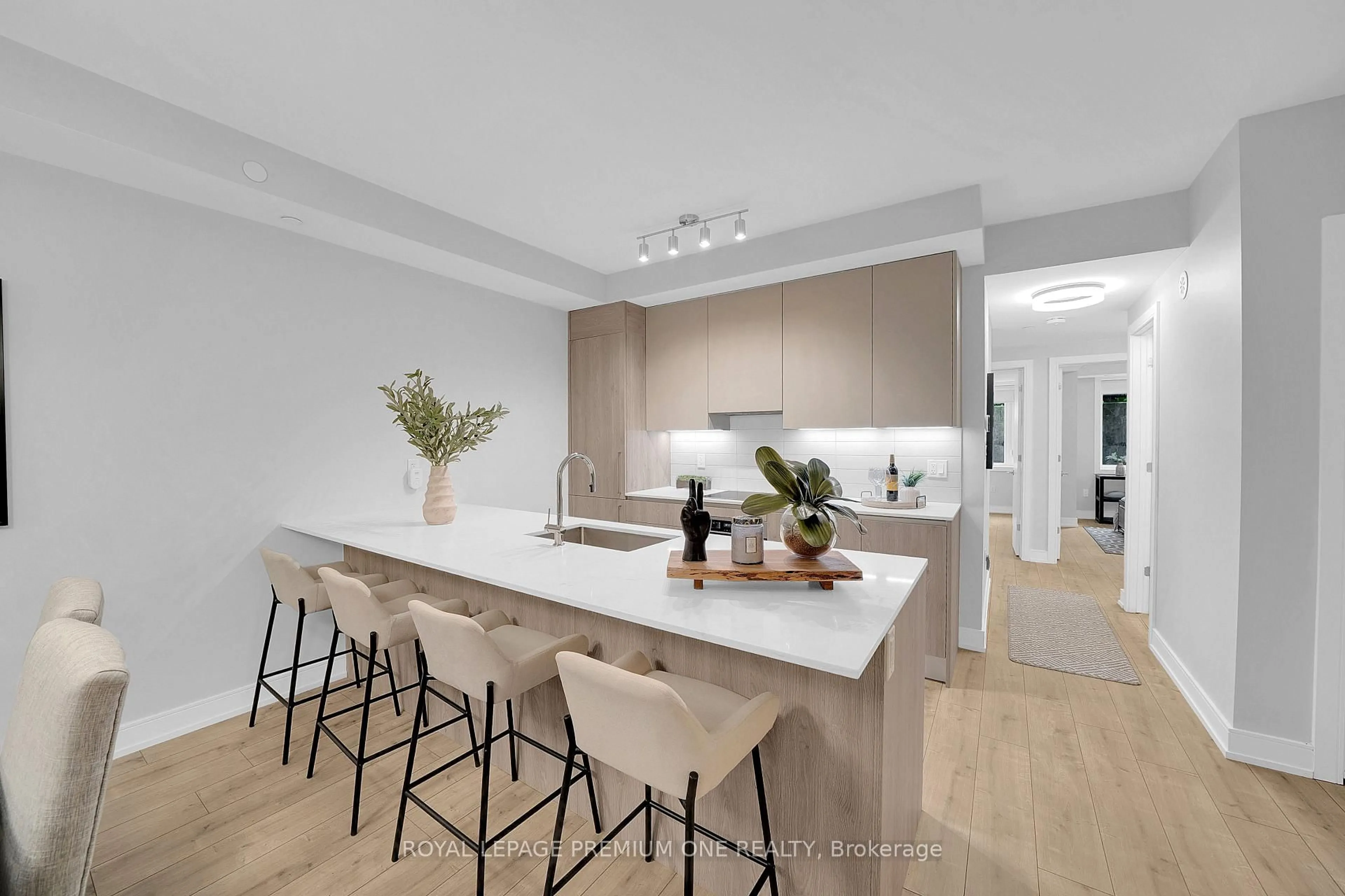 Open concept kitchen, unknown for 66 Long Branch Ave #13, Toronto Ontario M8W 3J4