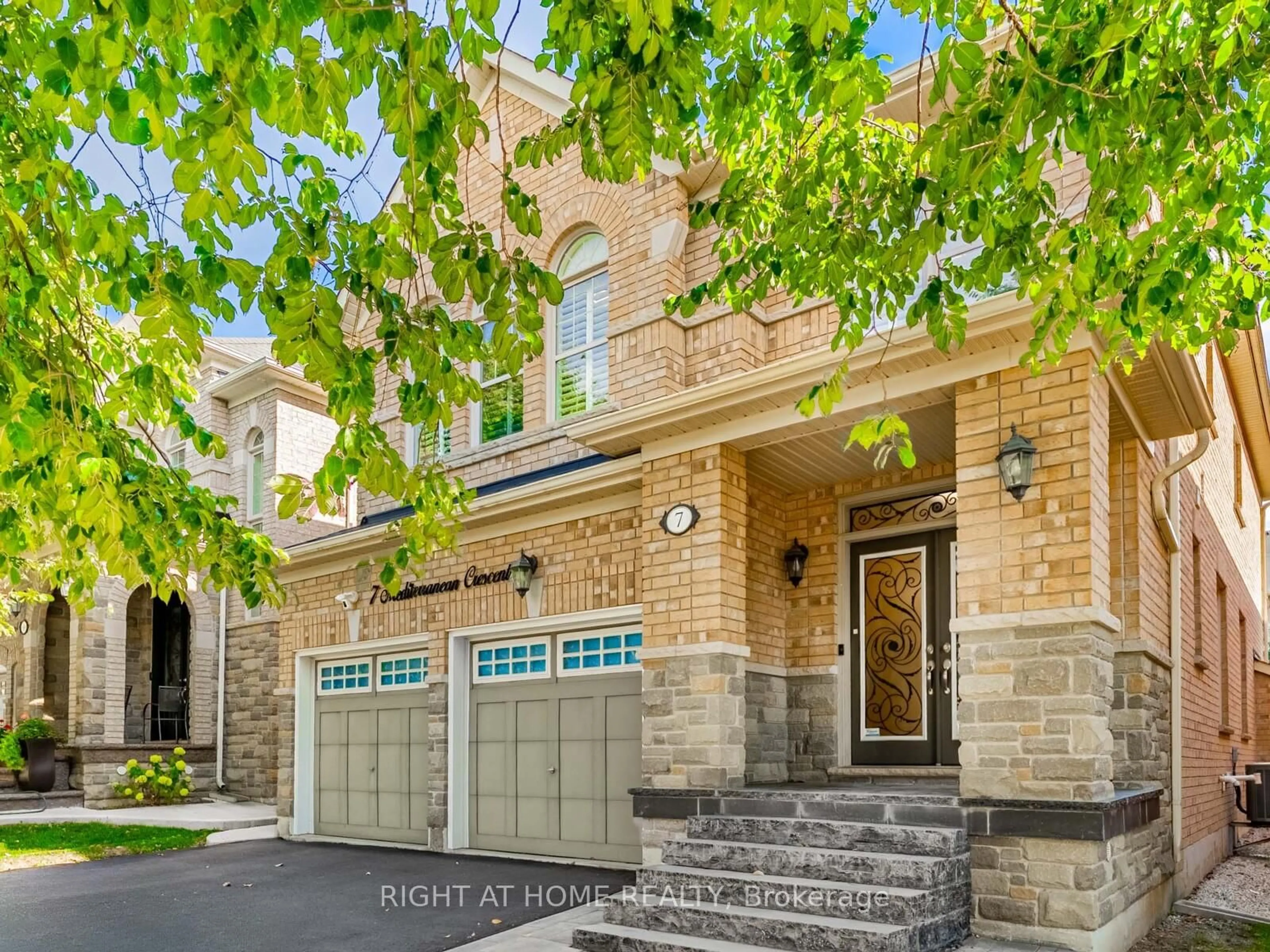 Home with brick exterior material, street for 7 Mediterranean Cres, Brampton Ontario L6Y 0T4