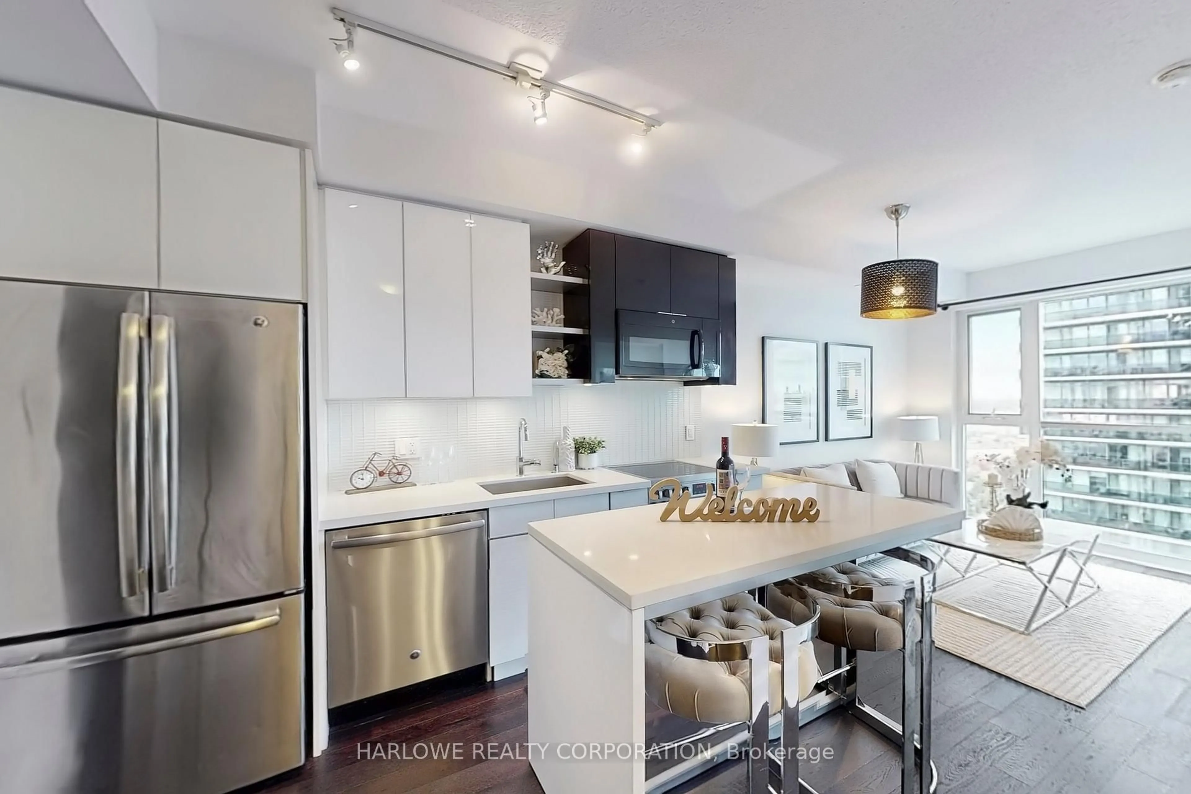 Contemporary kitchen, unknown for 33 Shore Breeze Dr #2006, Toronto Ontario M8V 1A1