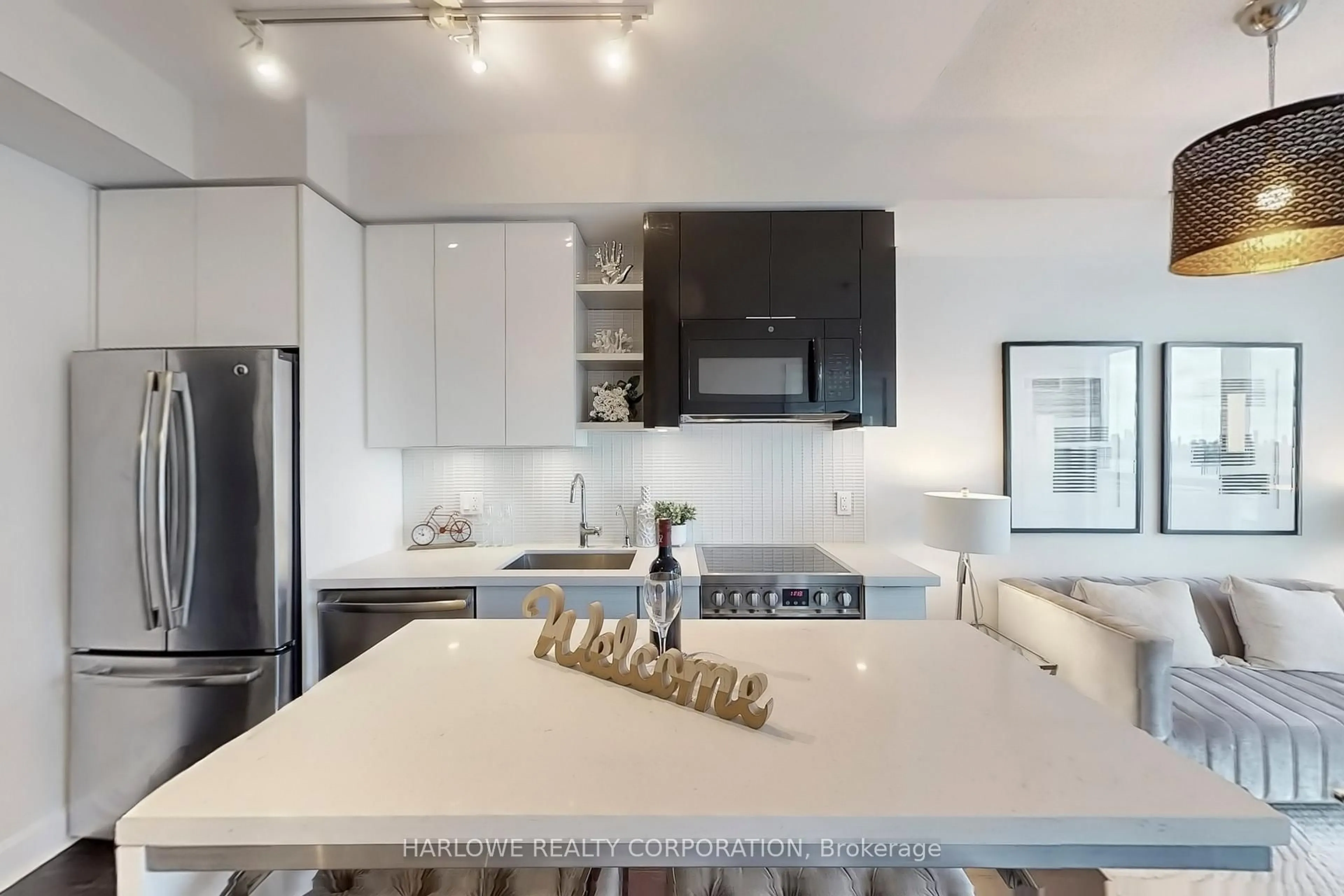 Contemporary kitchen, unknown for 33 Shore Breeze Dr #2006, Toronto Ontario M8V 1A1