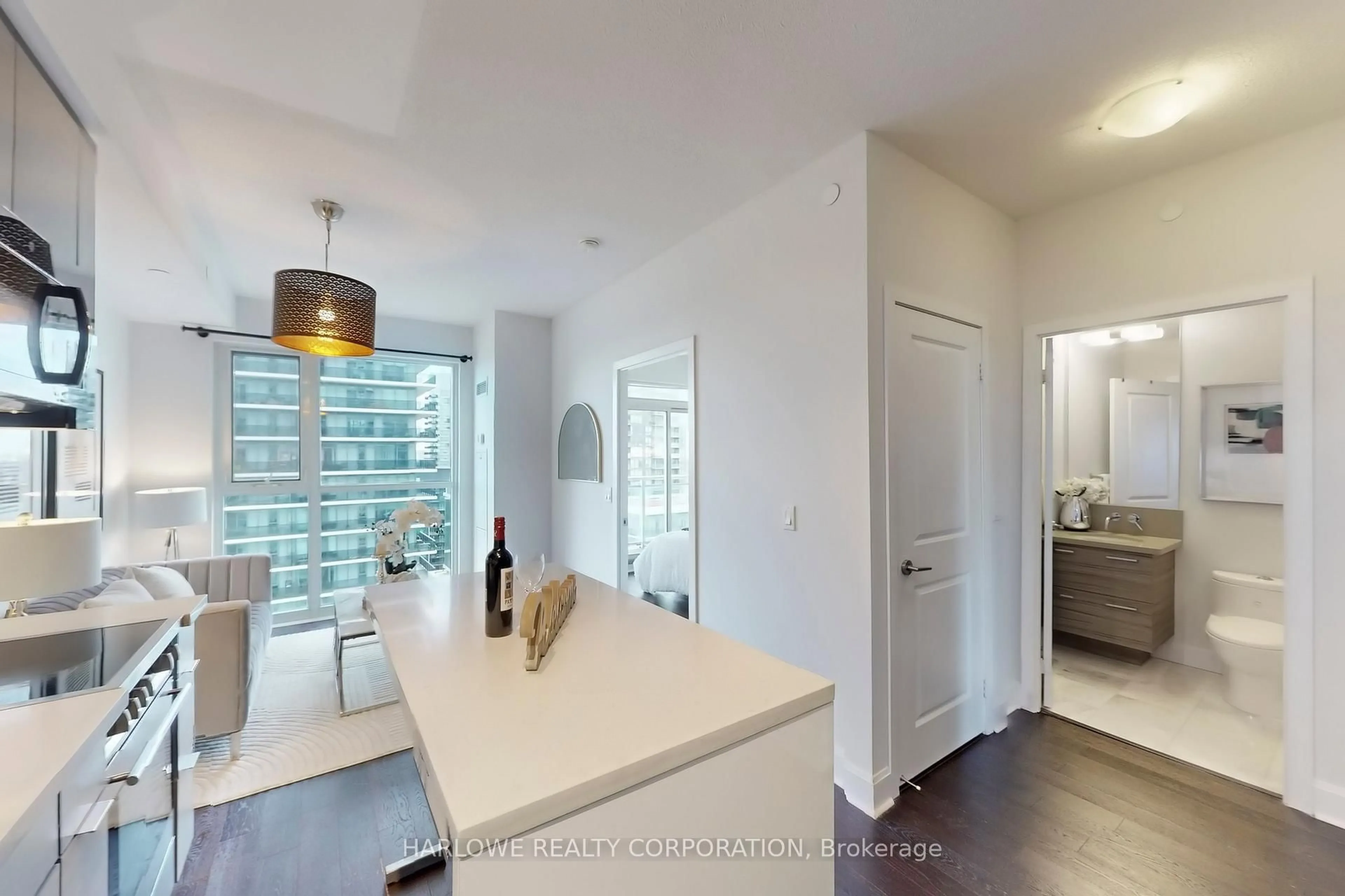 Open concept kitchen, unknown for 33 Shore Breeze Dr #2006, Toronto Ontario M8V 1A1