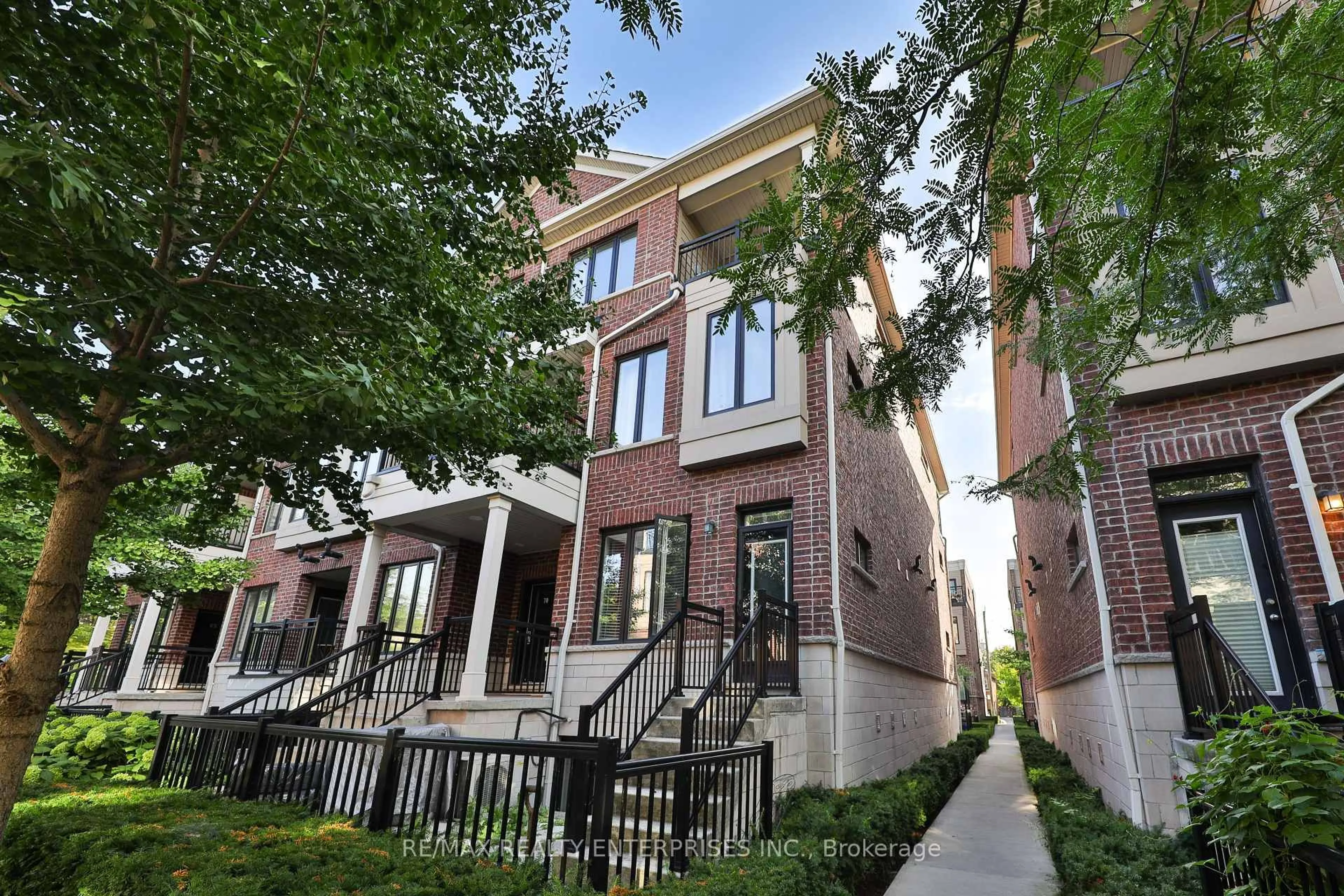 Home with brick exterior material, street for 130 Twenty Fourth St #71, Toronto Ontario M8V 0B9