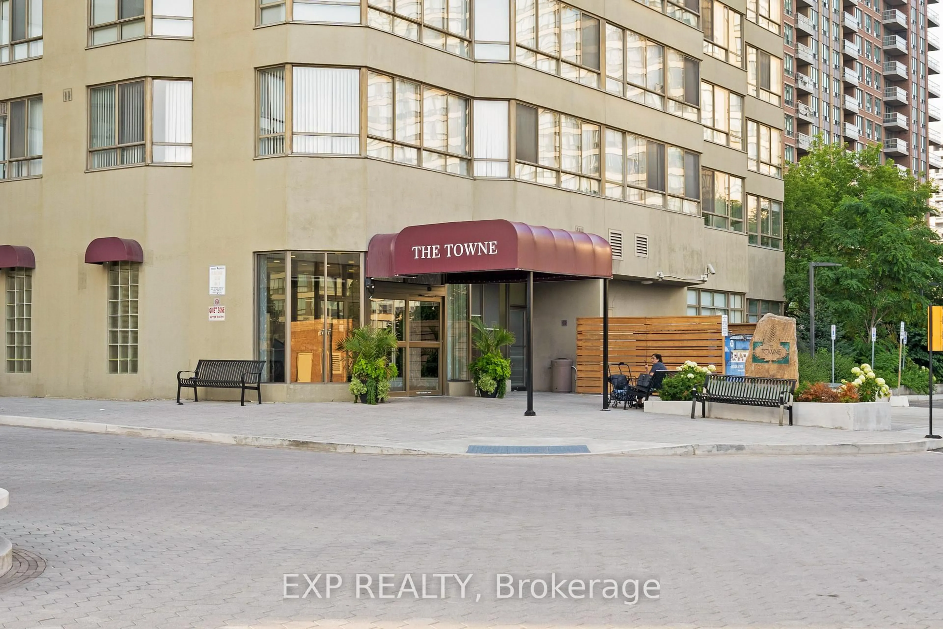 Unknown for 3605 Kariya Dr #203, Mississauga Ontario L5B 3J4