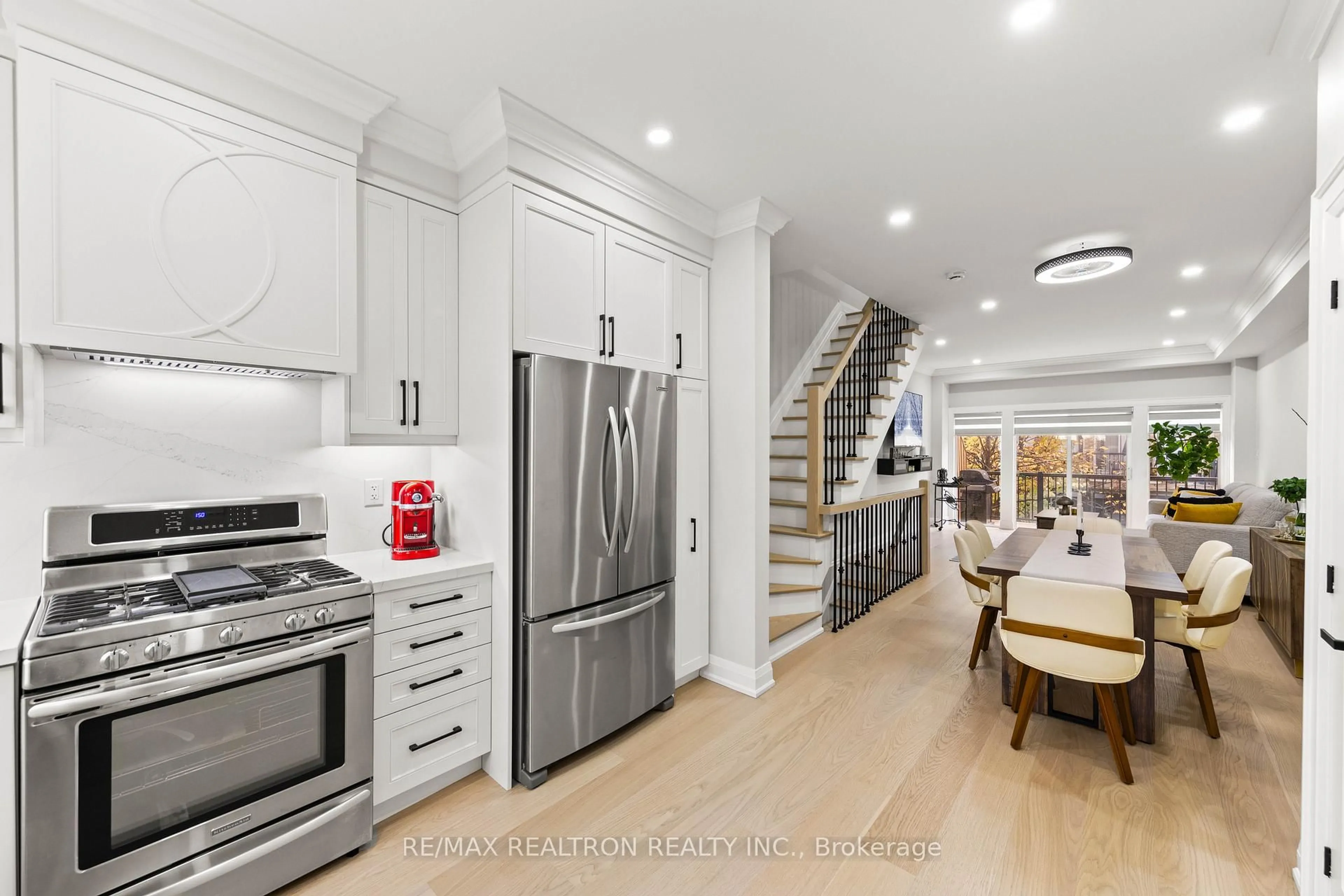 Open concept kitchen, unknown for 12 Market Garden Mews, Toronto Ontario M8Z 0A5