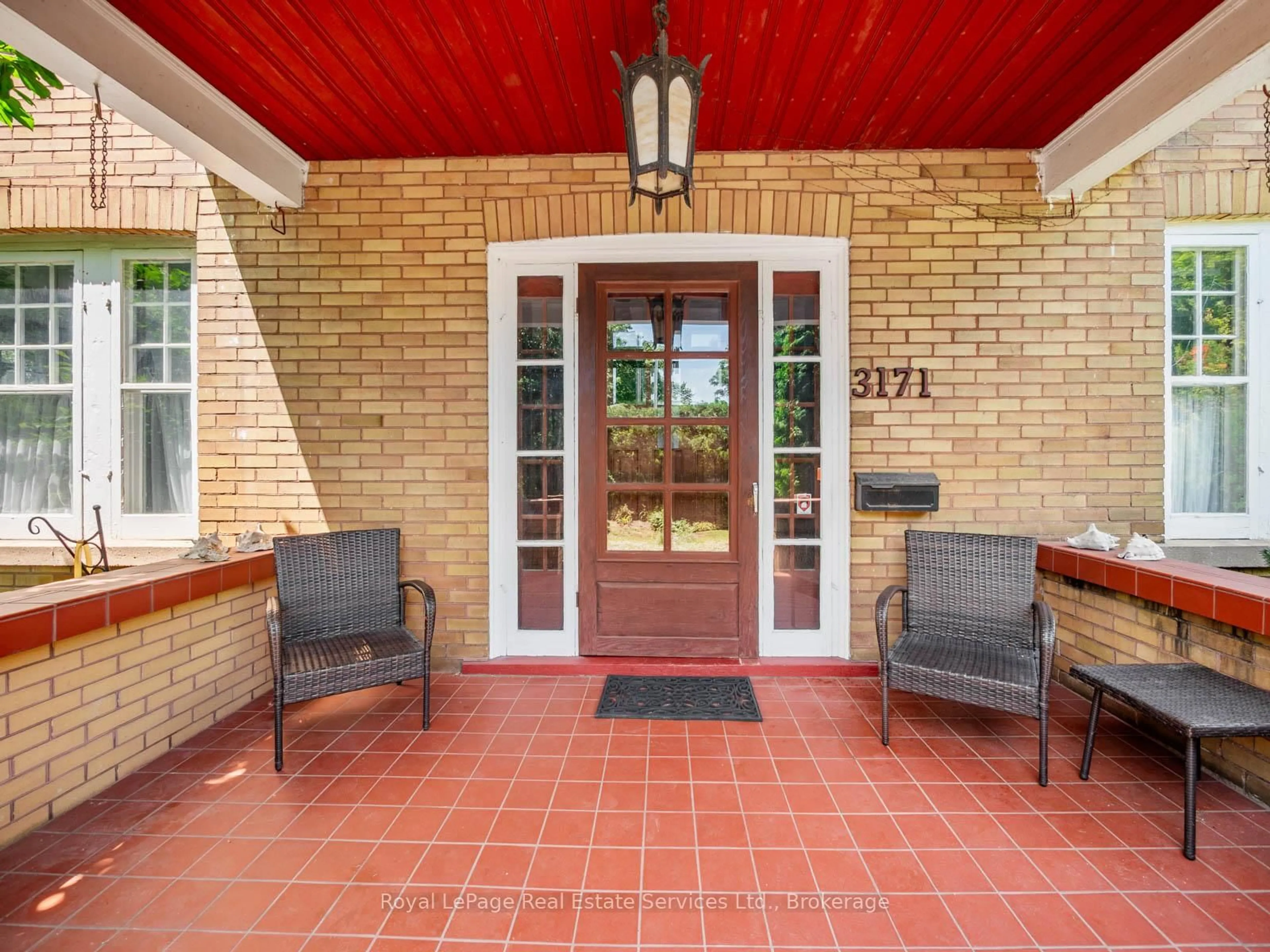 Unknown for 3175 Lakeshore Rd, Oakville Ontario L6L 1J7