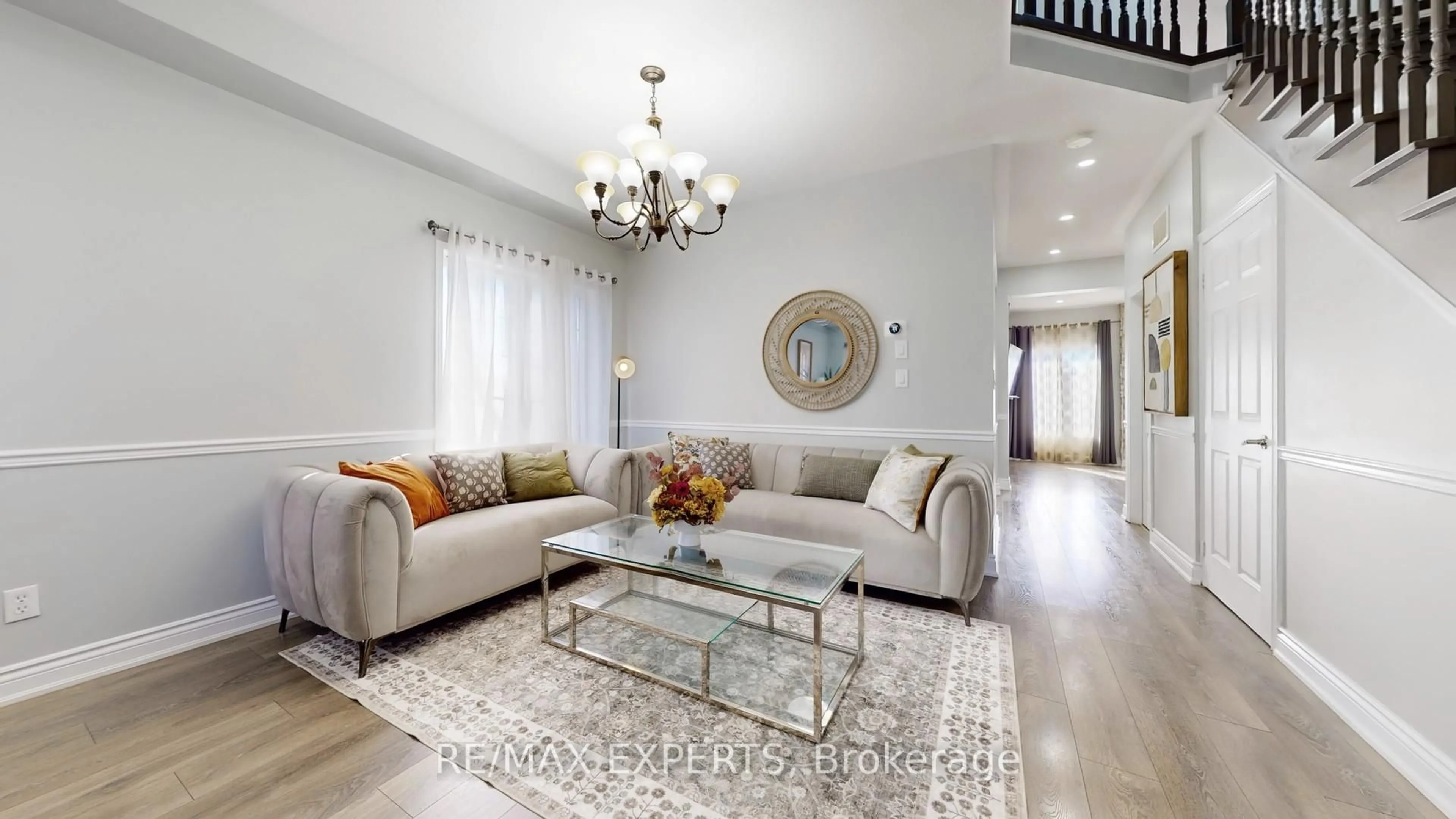 Living room with furniture, unknown for 2 Personna Circ, Brampton Ontario L6X 0P2