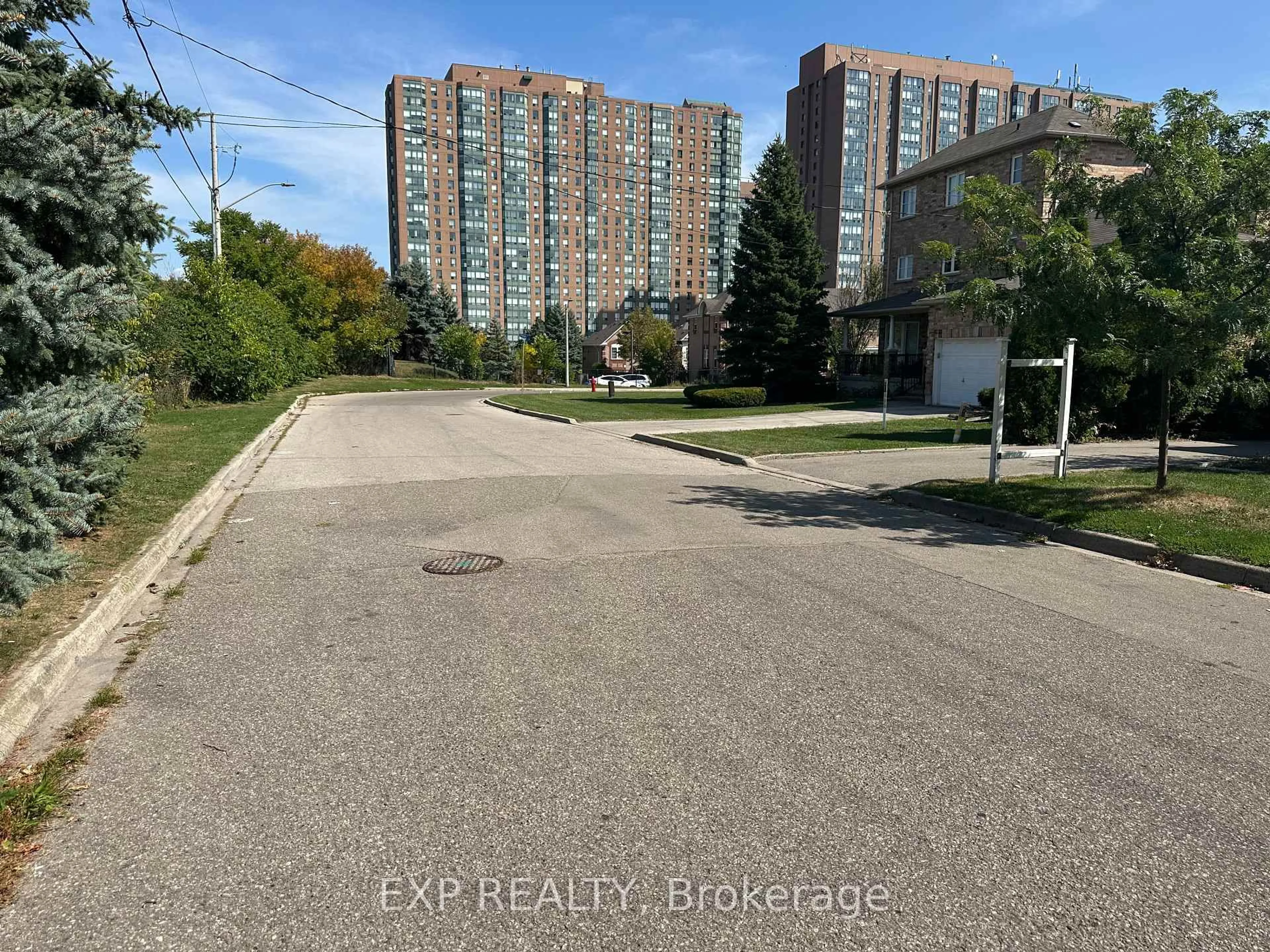 Unknown for 3215 Parkerhill Rd, Mississauga Ontario L5B 1V7