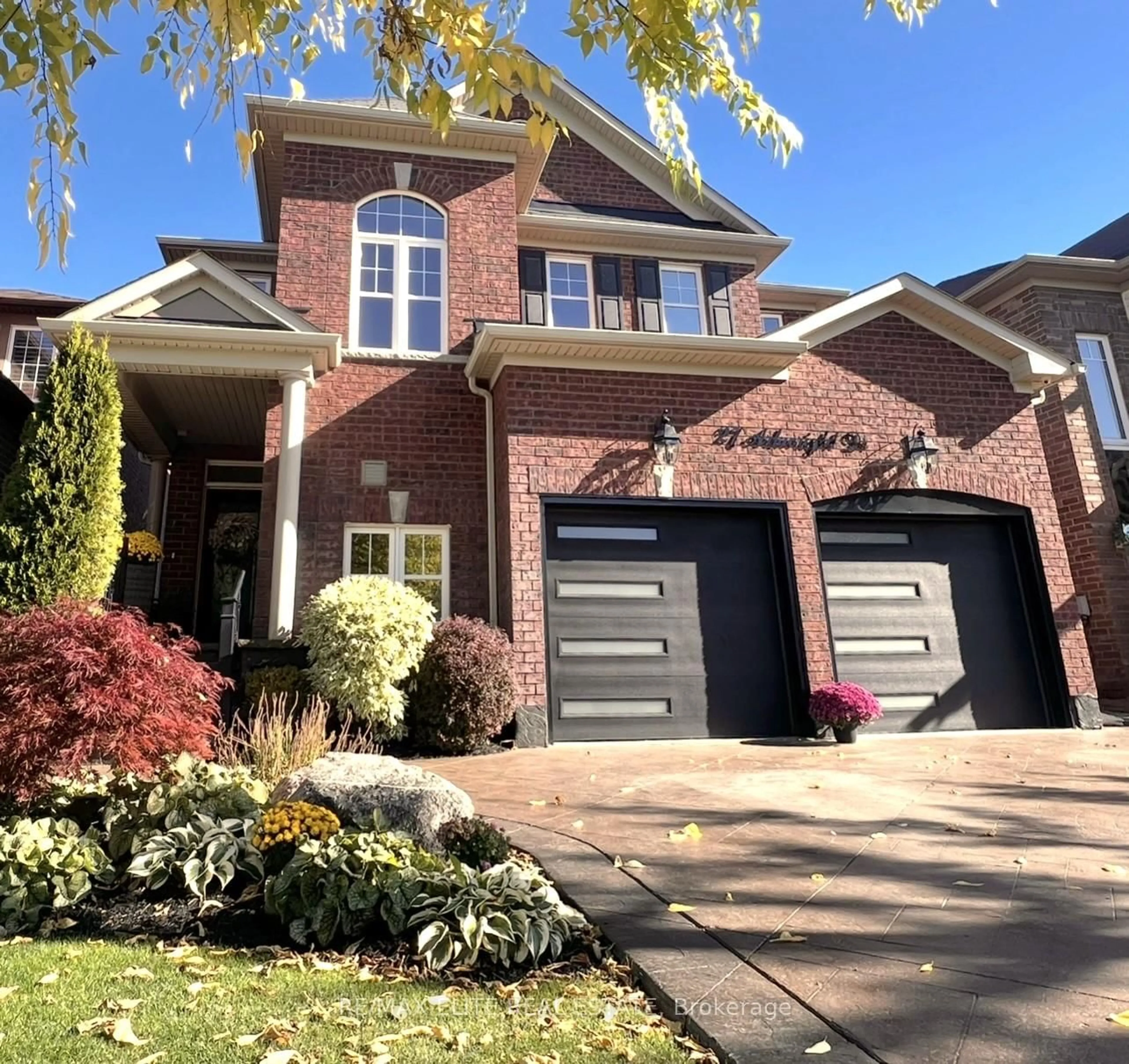 Home with brick exterior material, street for 27 Arkwright Dr, Brampton Ontario L7A 0V2