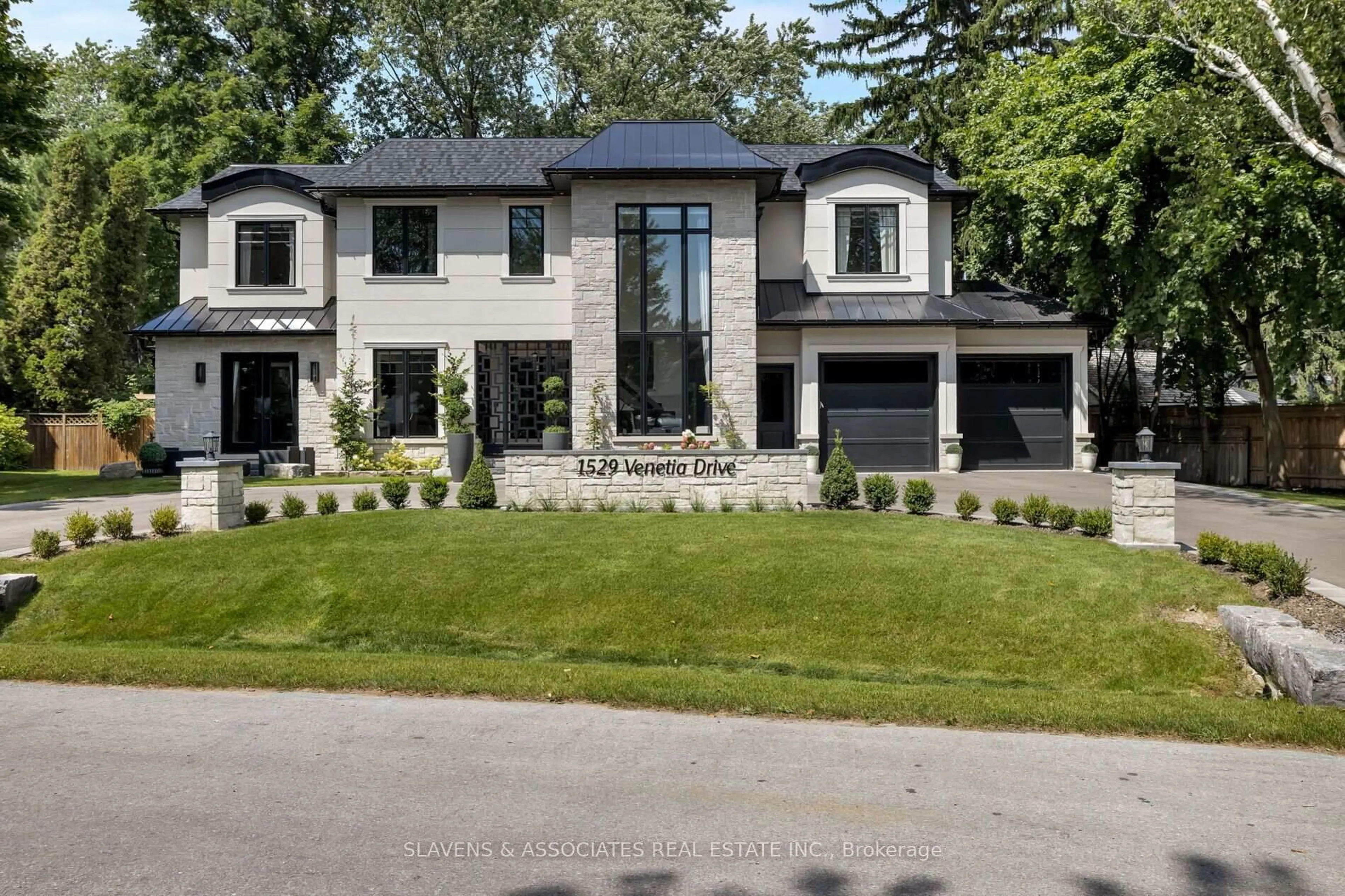 Home with brick exterior material, street for 1529 Venetia Dr, Oakville Ontario L6L 1K8