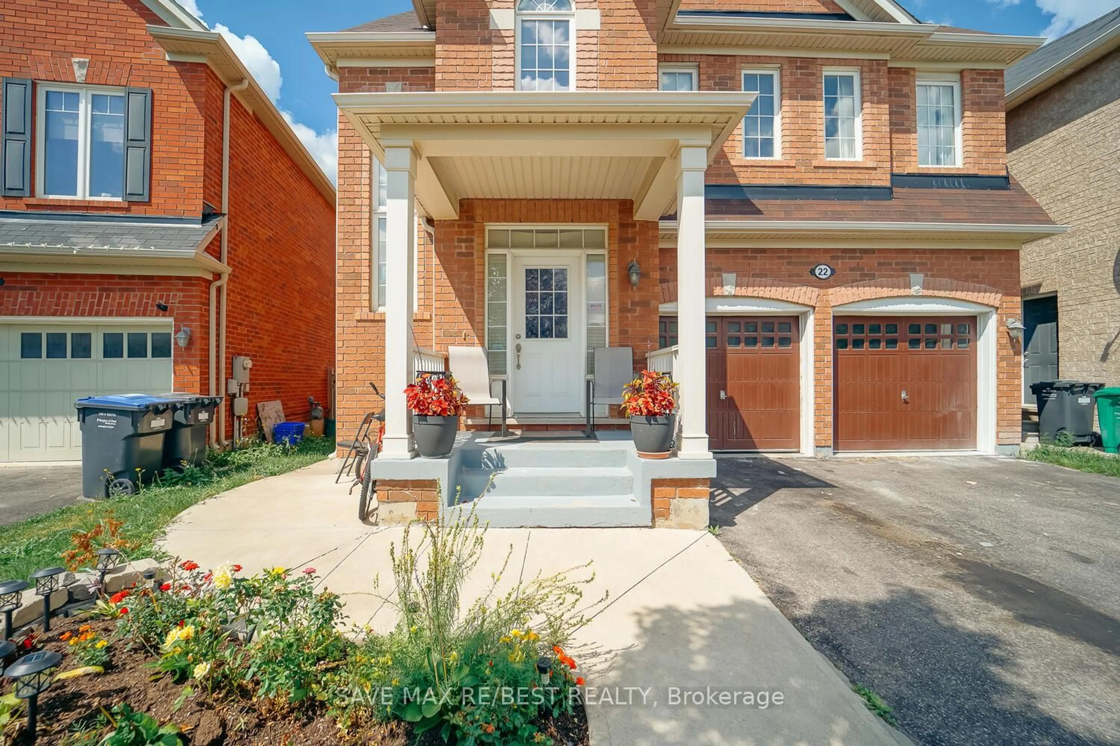 Home with brick exterior material, street for 22 Birch Tree Tr, Brampton Ontario L6P 3M8