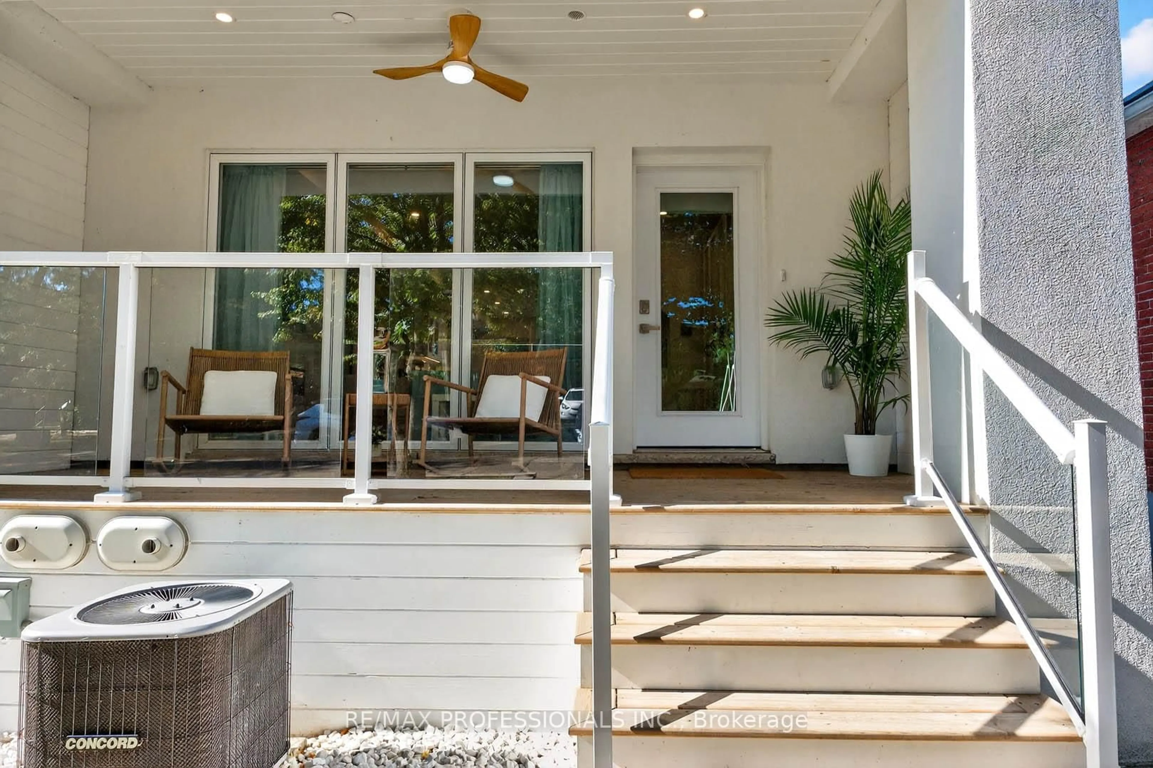 Patio, unknown for 22 Ninth St, Toronto Ontario M8V 3E3