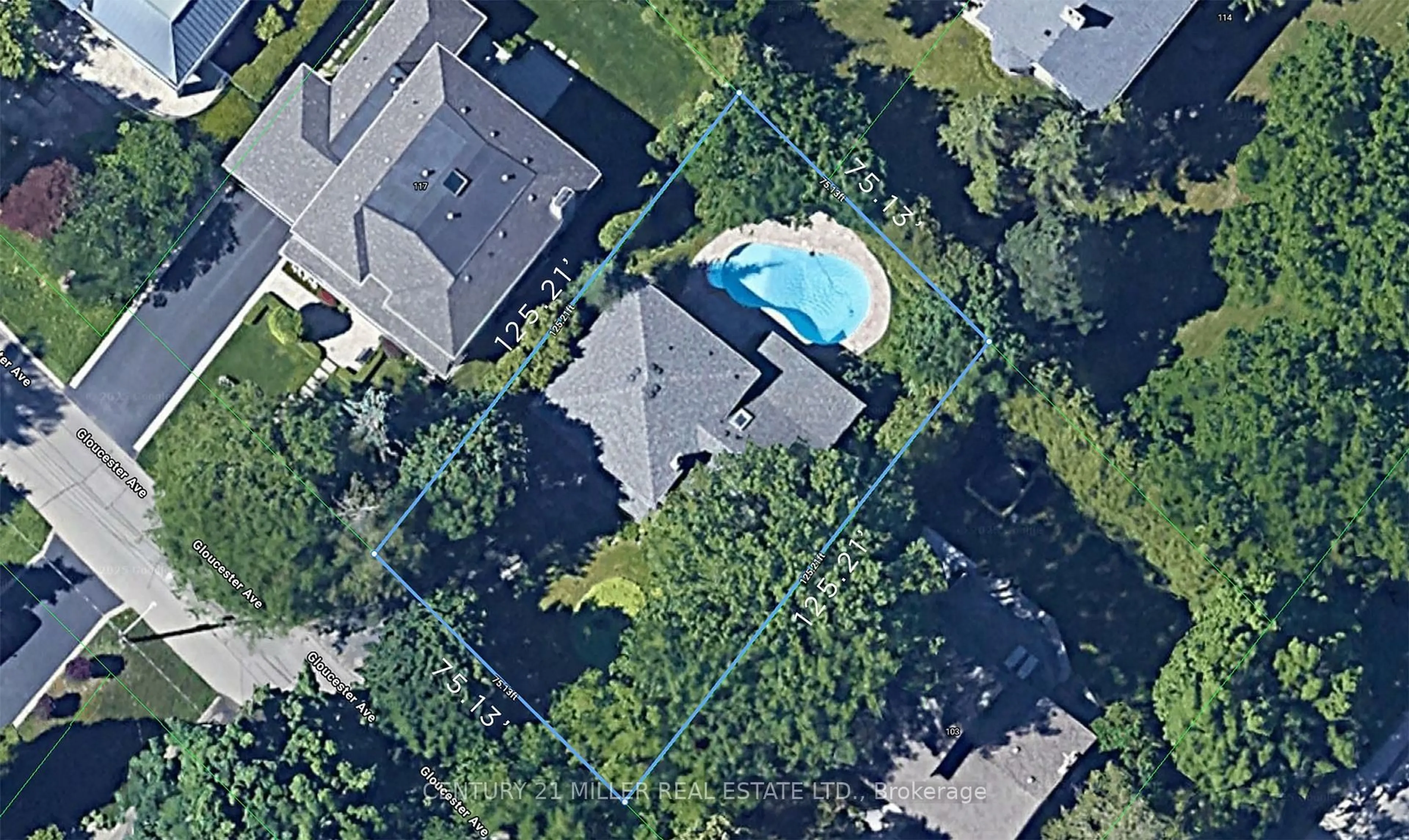 Pool for 111 Gloucester Ave, Oakville Ontario L6J 3W3