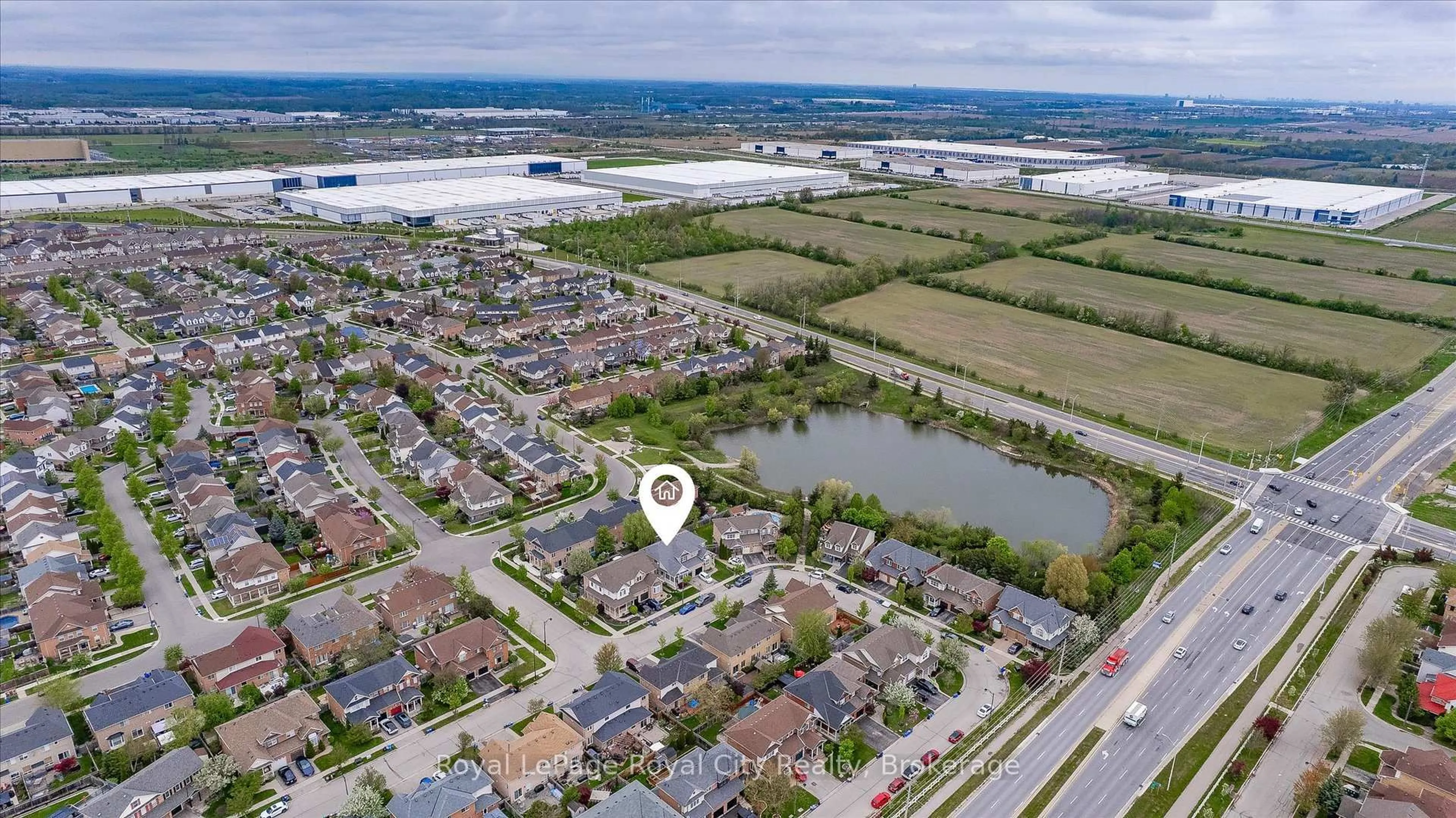 A pic from outside/outdoor area/front of a property/back of a property/a pic from drone, water/lake/river/ocean view for 1617 Gowling Terr, Milton Ontario L9T 5J6
