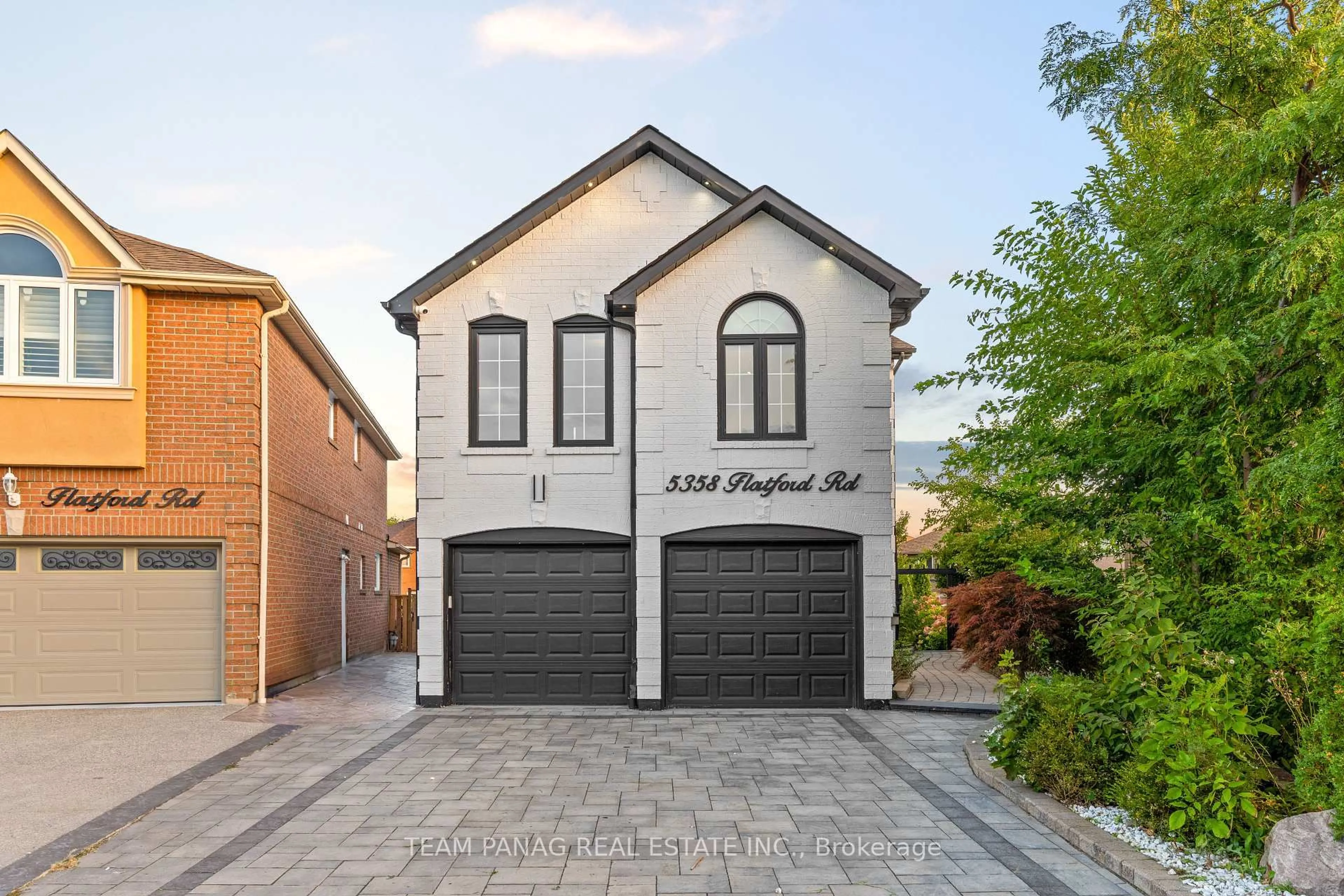 Home with brick exterior material, street for 5358 Flatford Rd, Mississauga Ontario L5V 1Y6