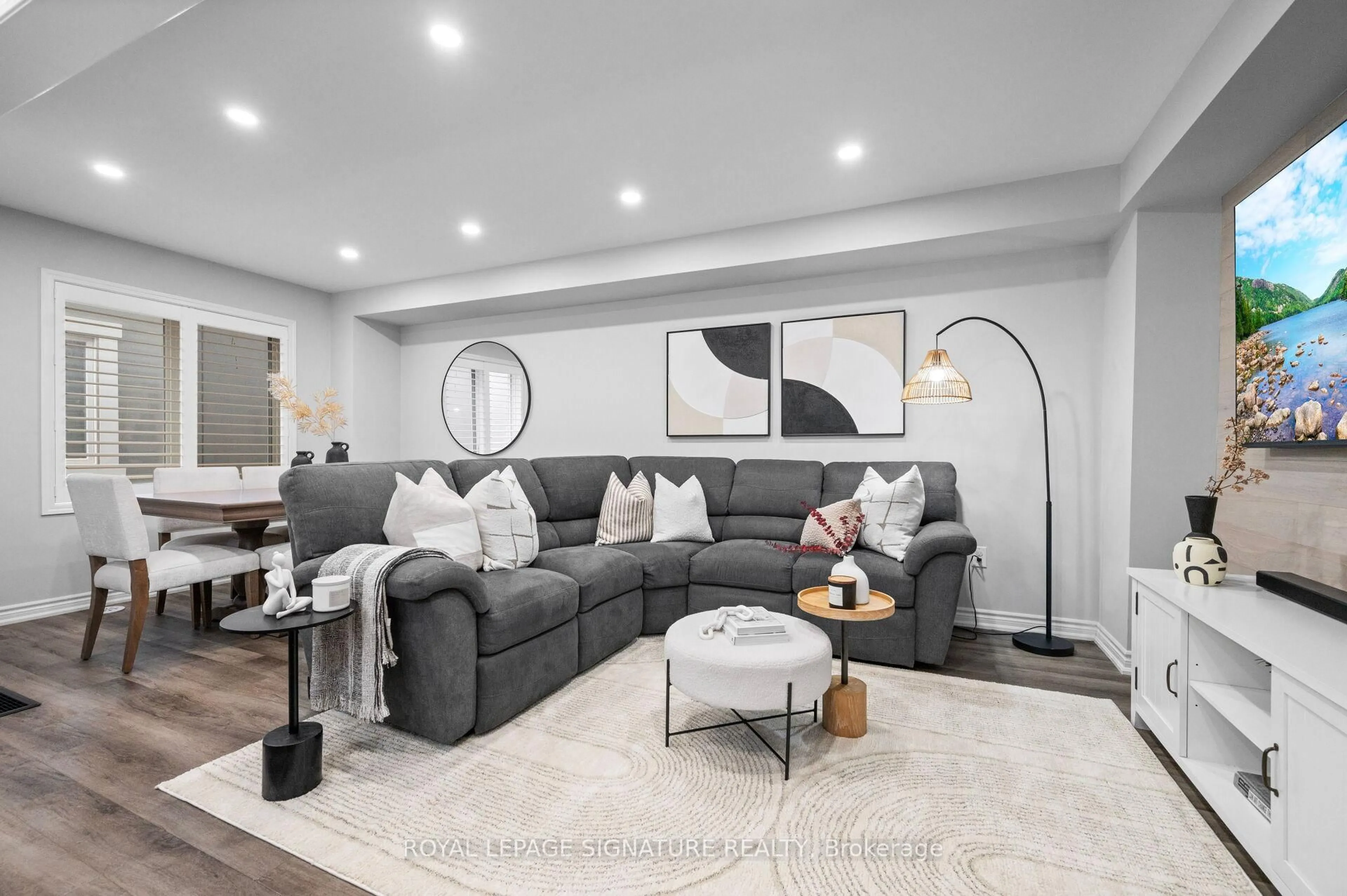 Living room with furniture, unknown for 890 Cactus Pt, Milton Ontario L9E 1R8