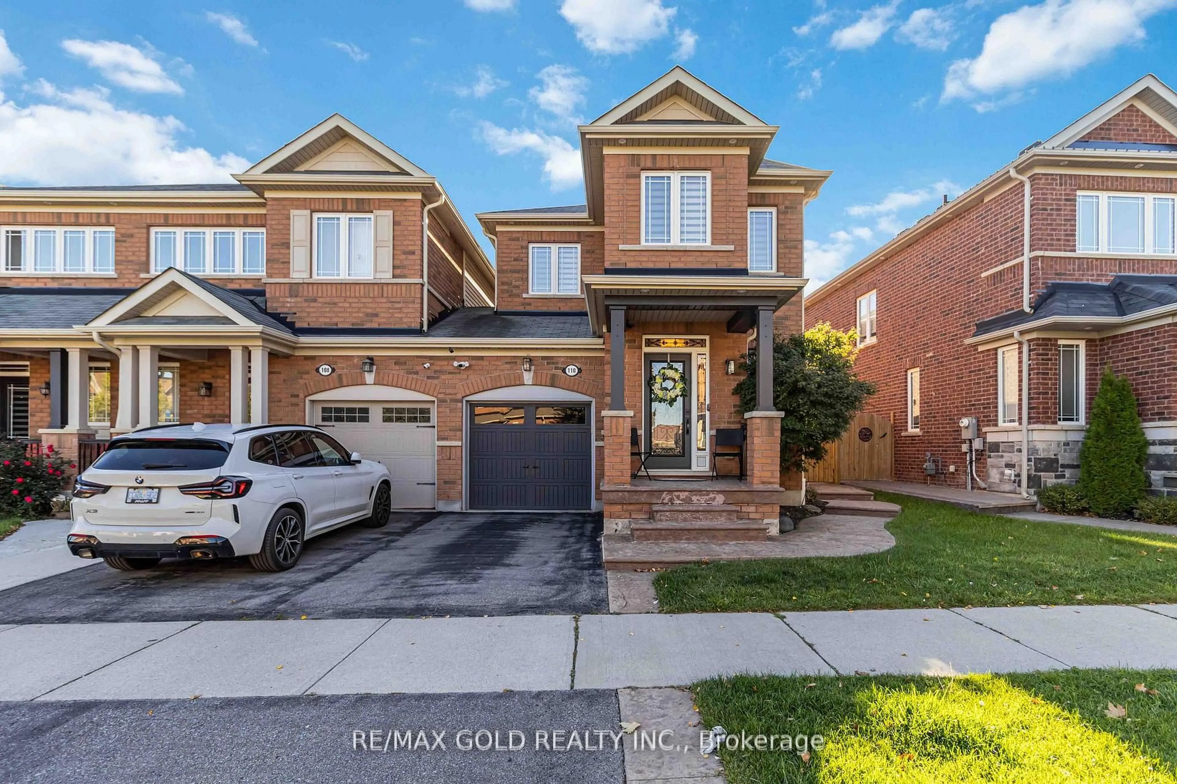 Home with brick exterior material, street for 110 Kempenfelt Tr, Brampton Ontario L7A 0Z9