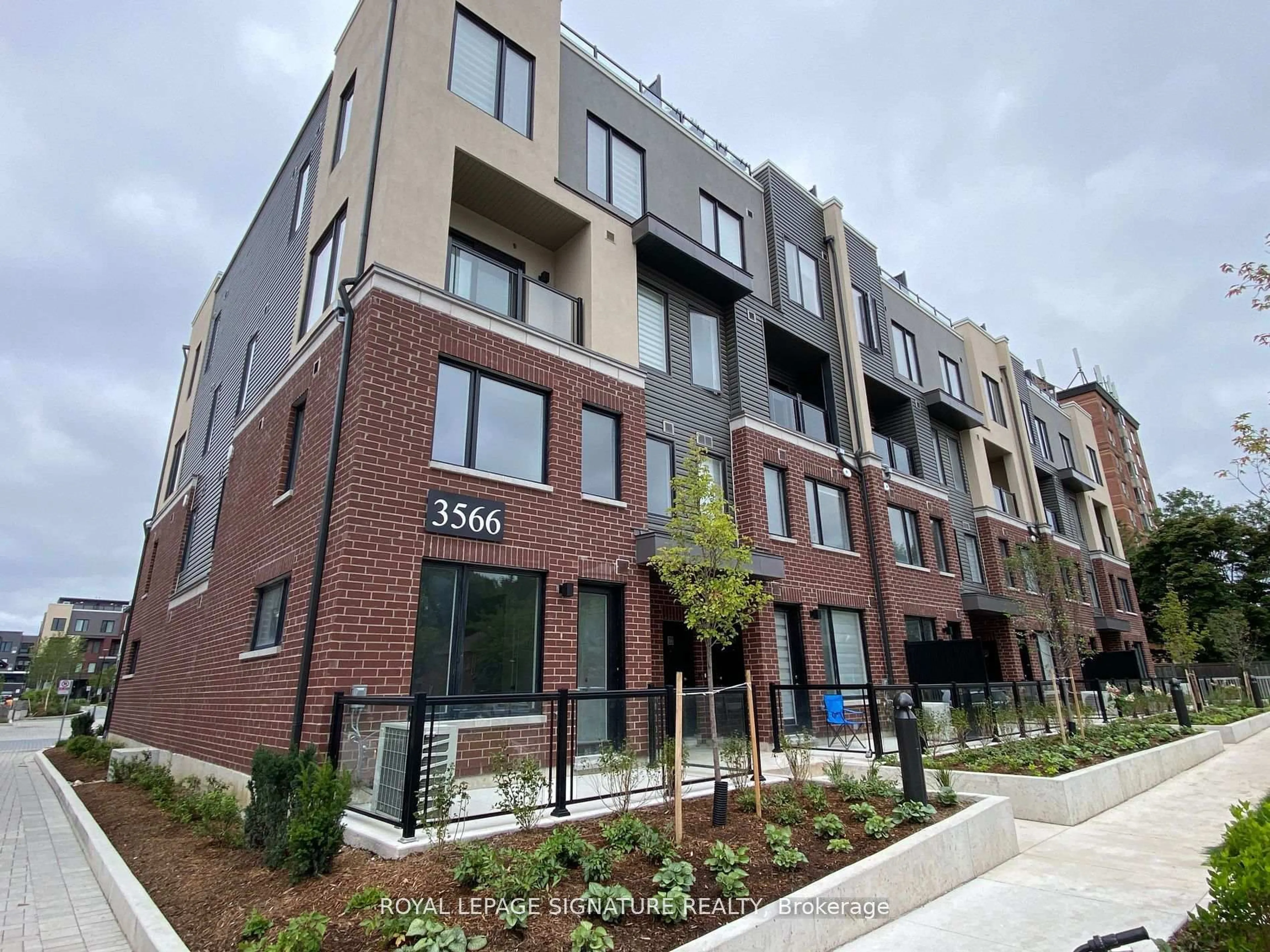 Home with brick exterior material, street for 3566 Colonial Dr #4, Mississauga Ontario L5L 0C1