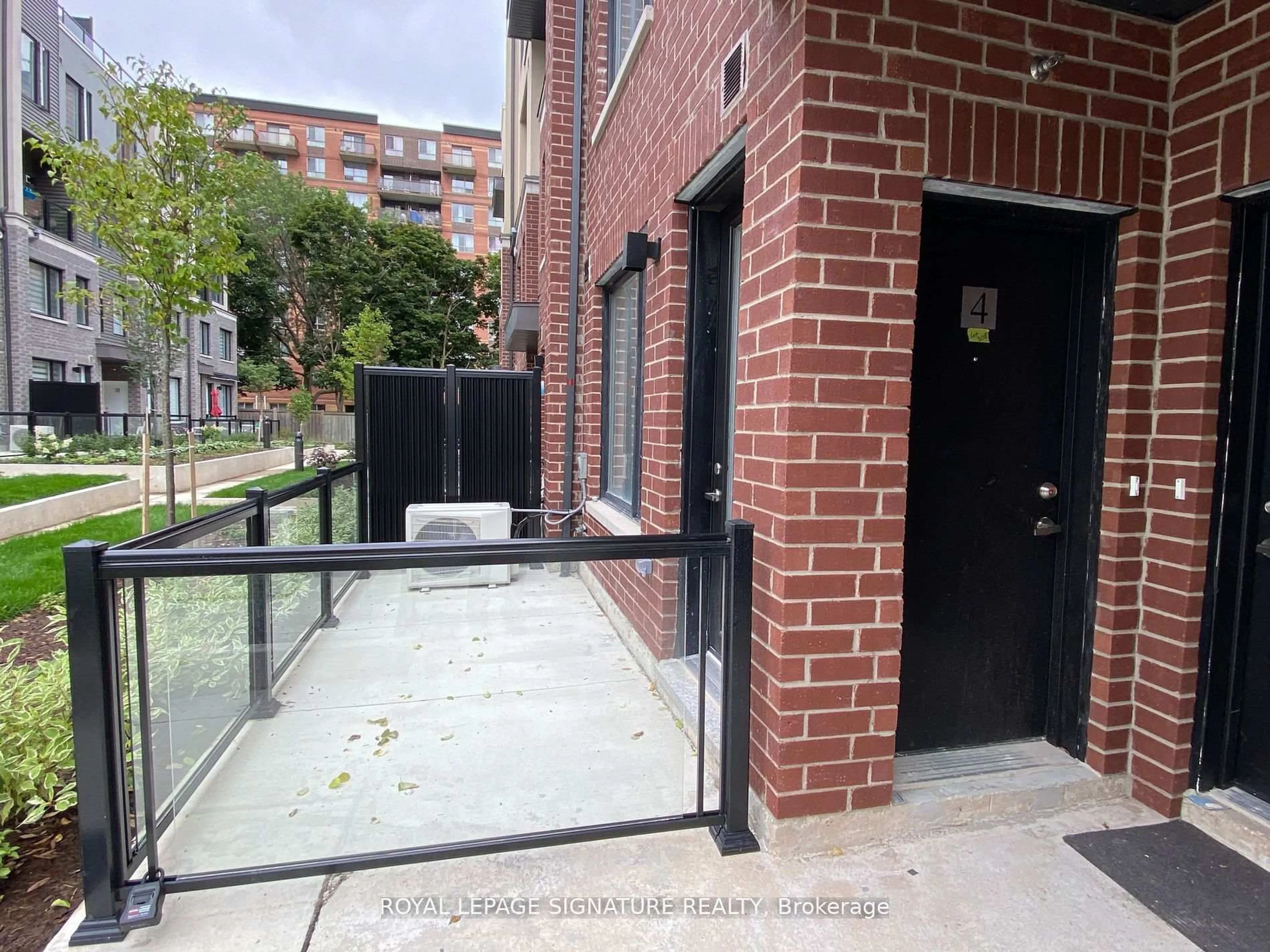 Unknown for 3566 Colonial Dr #4, Mississauga Ontario L5L 0C1