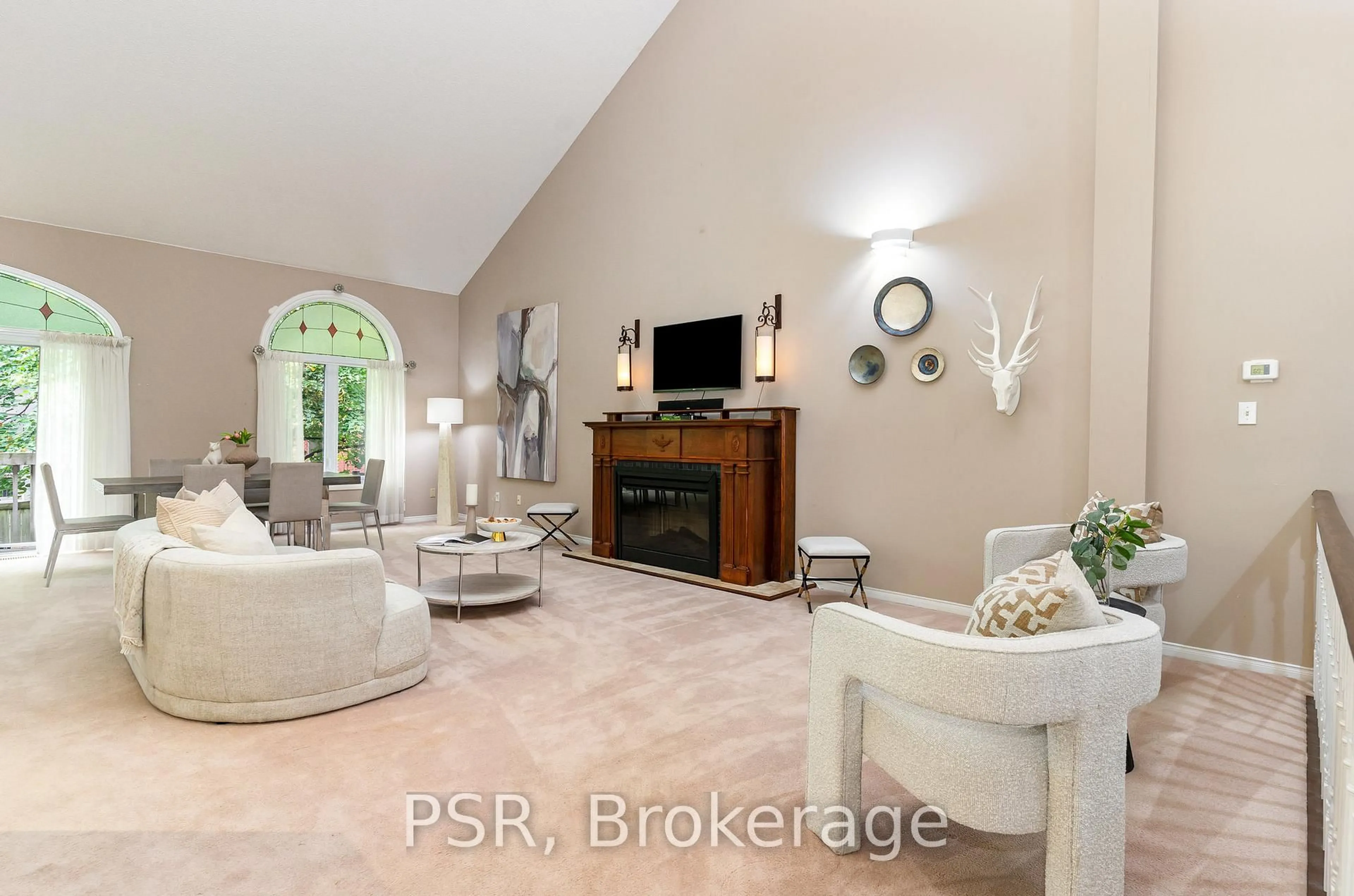 Unknown for 1010 Cristina Crt #17, Mississauga Ontario L5J 4T7