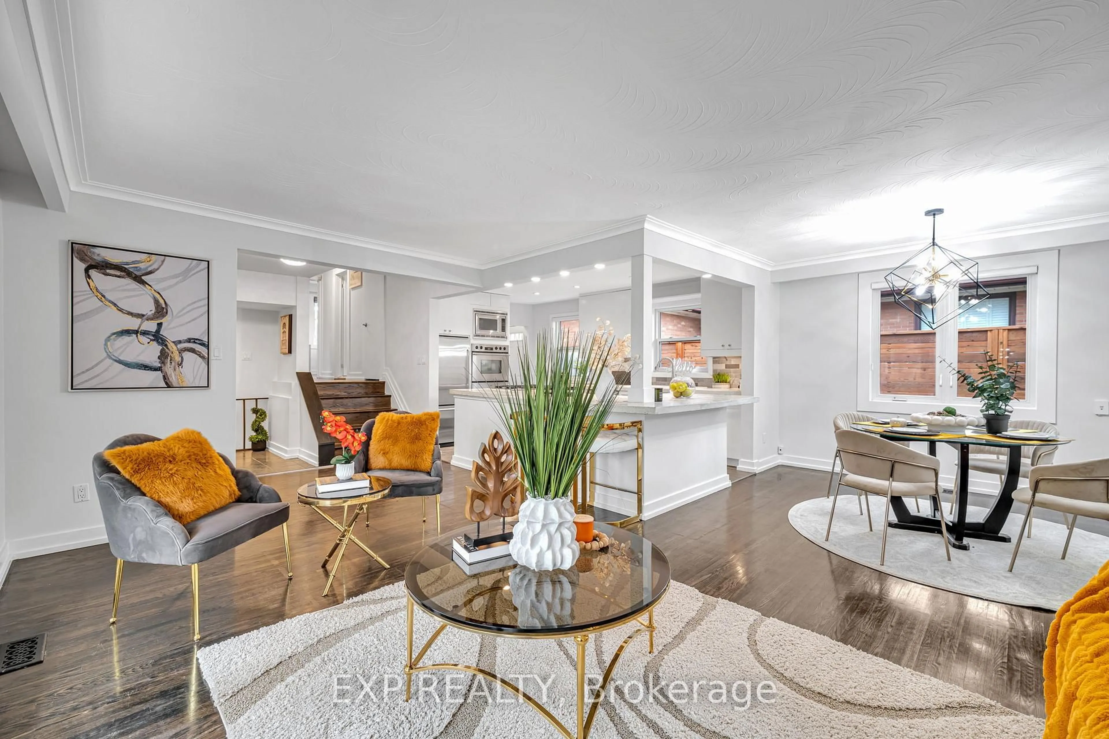 Open concept kitchen, unknown for 29 Newell Crt, Toronto Ontario M9A 4T9