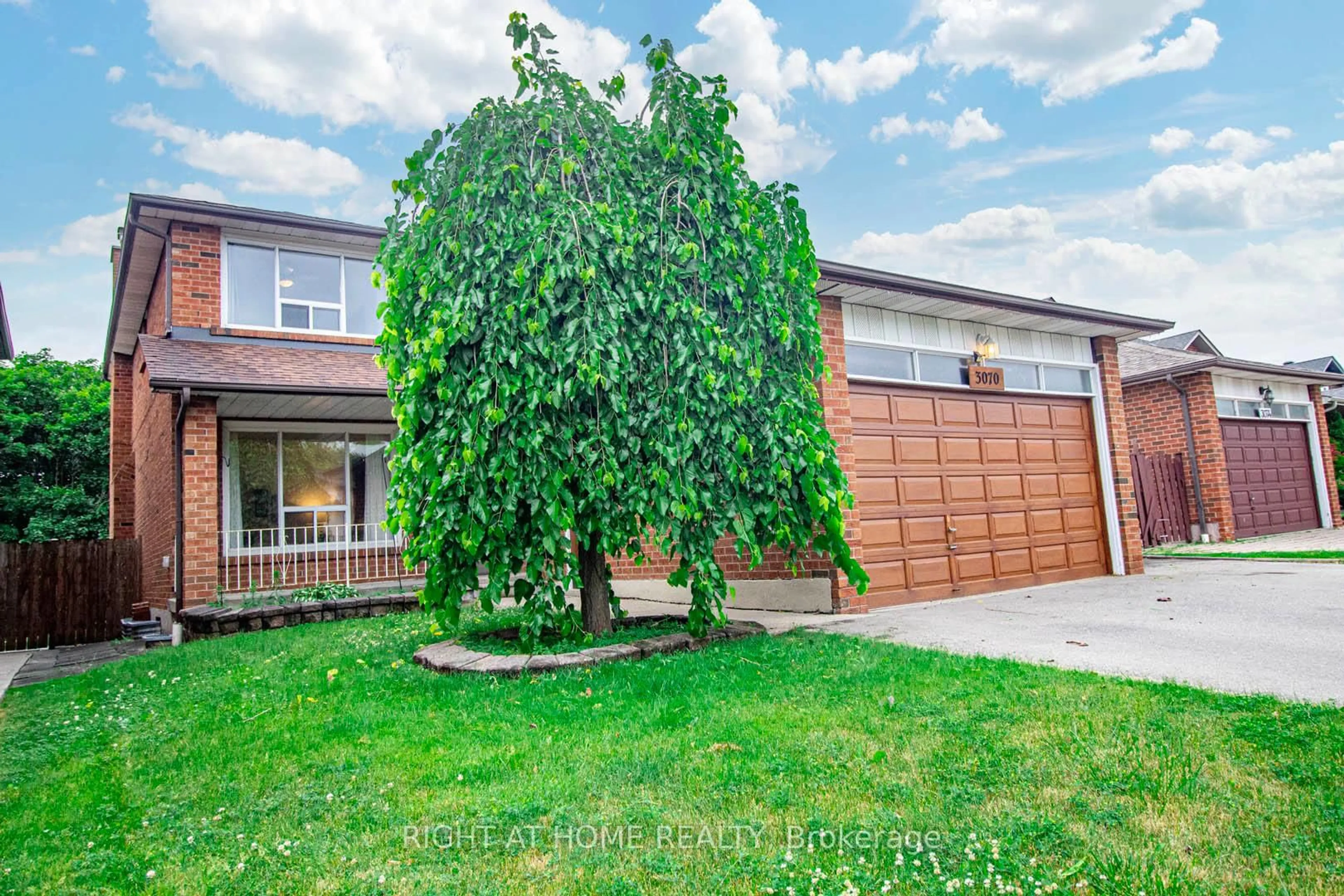 Unknown for 3070 Nawbrook Rd, Mississauga Ontario L4X 2V5