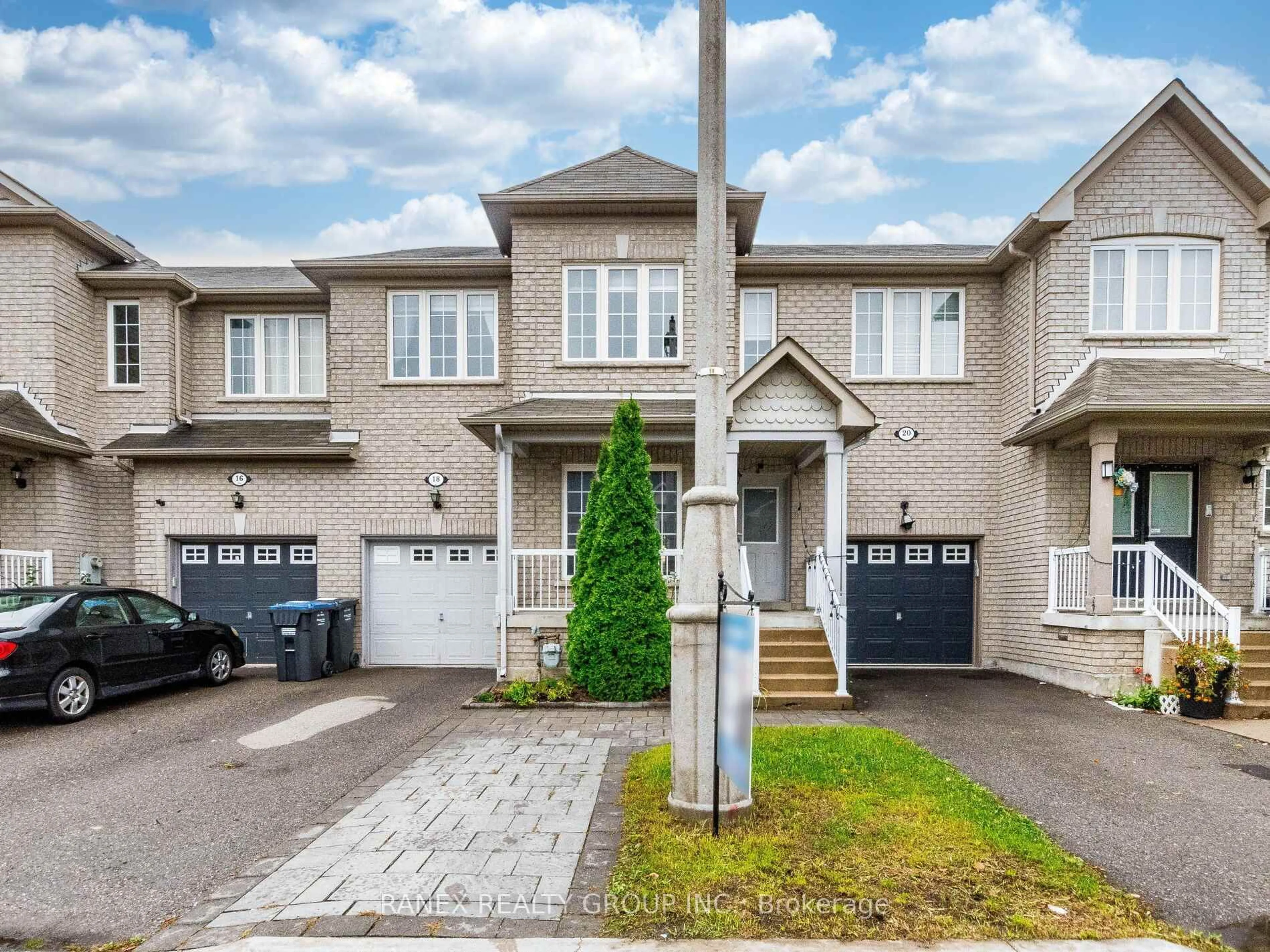 Unknown for 18 Tundra Swan Rd, Brampton Ontario L6R 3L4