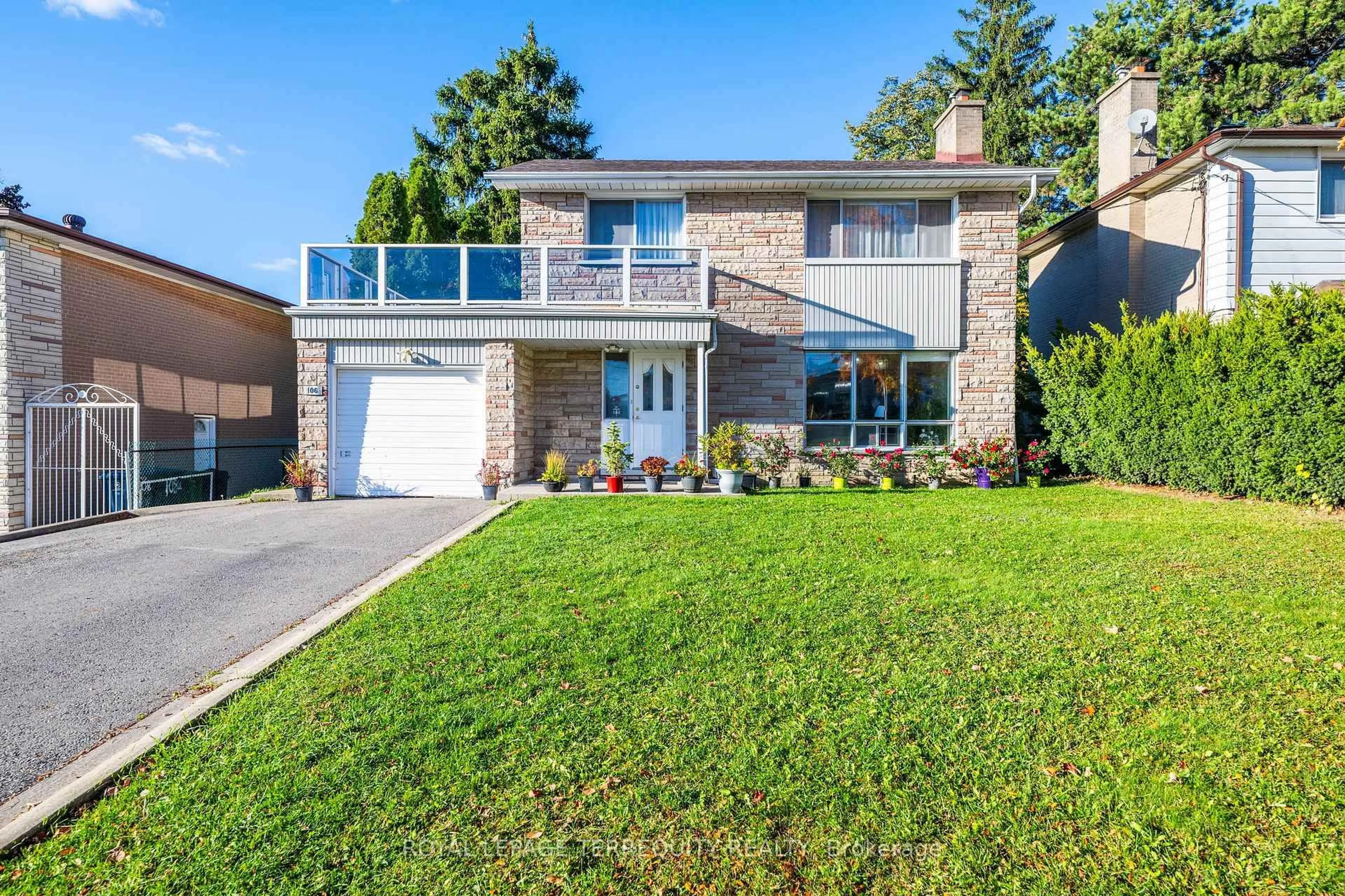 Home with brick exterior material, street for 106 Grandravine Dr, Toronto Ontario M3J 1B4