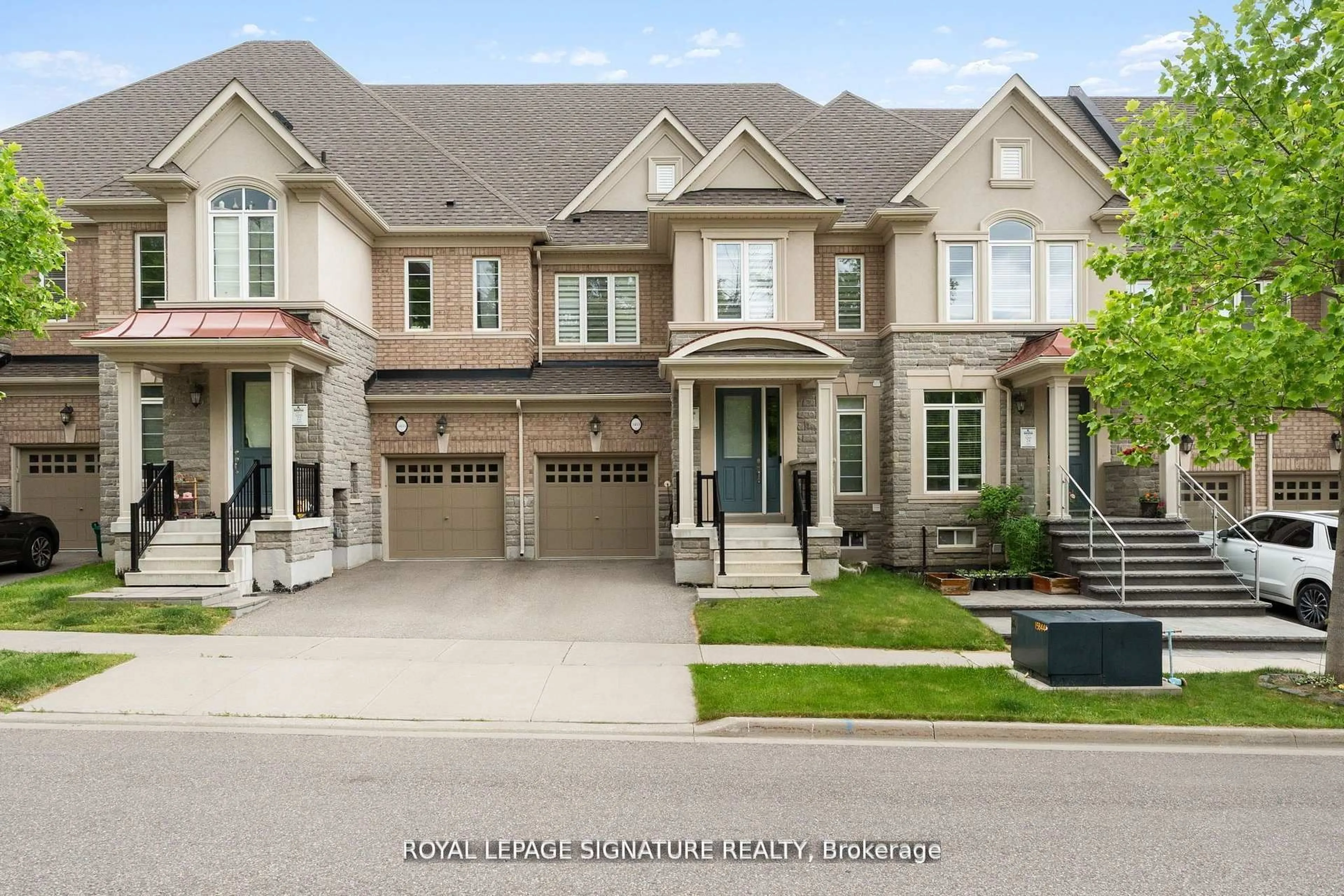 Home with brick exterior material, street for 3453 Fourth Line, Oakville Ontario L6M 1N8