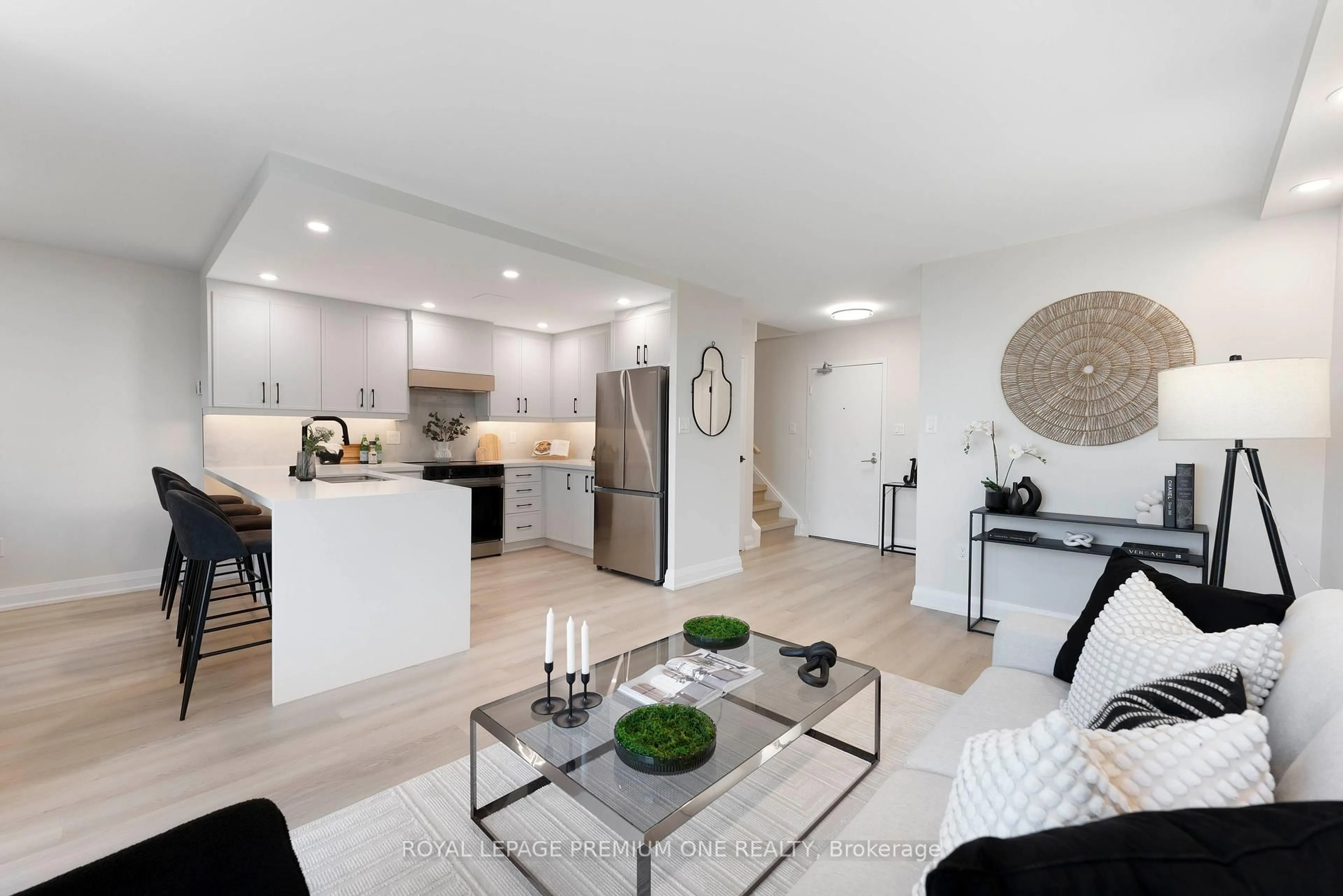 Unknown for 60 Southport St #608, Toronto Ontario M6S 3N4