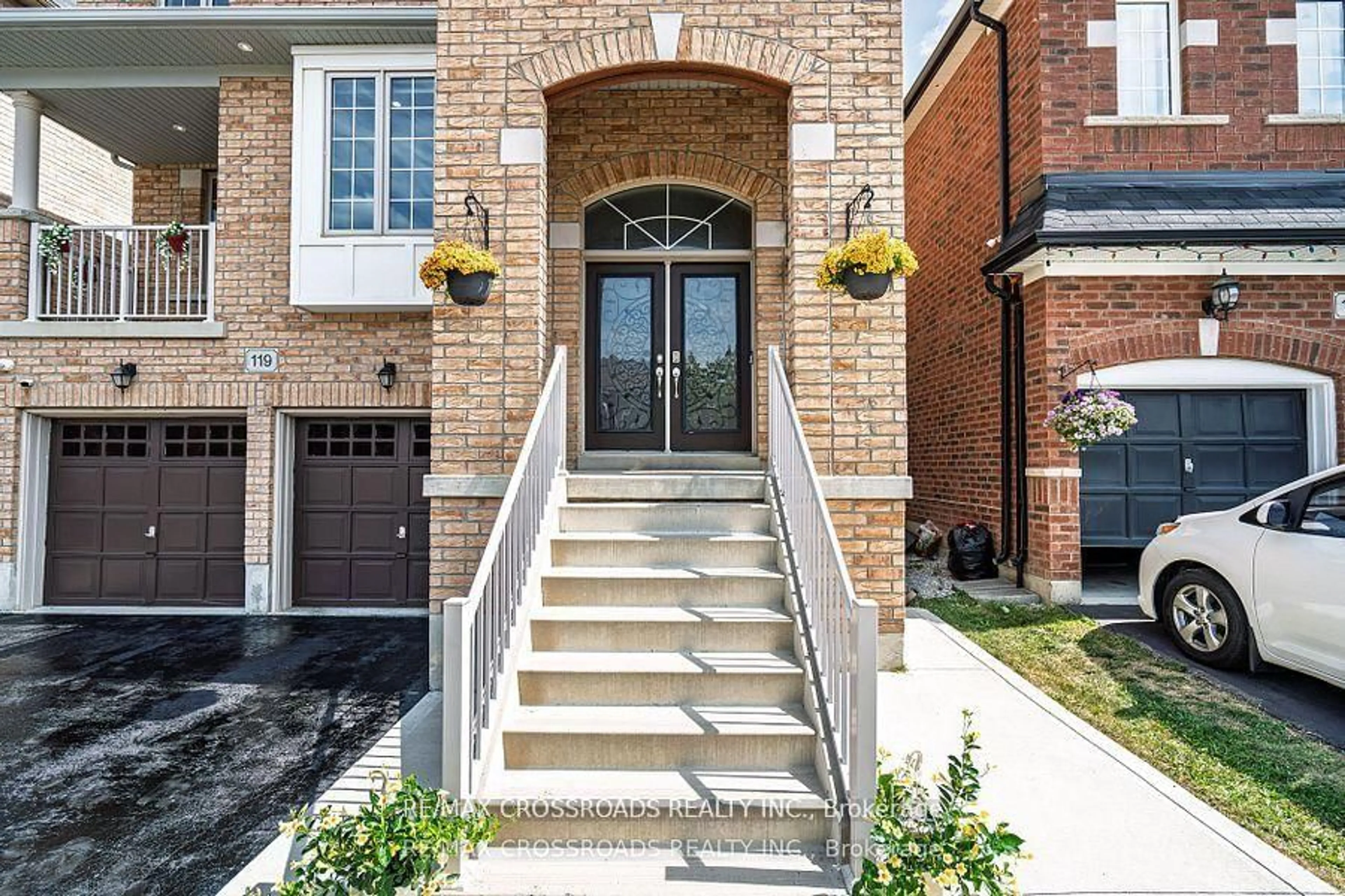 Home with brick exterior material, street for 119 Russell Creek Dr, Brampton Ontario L6R 0B3