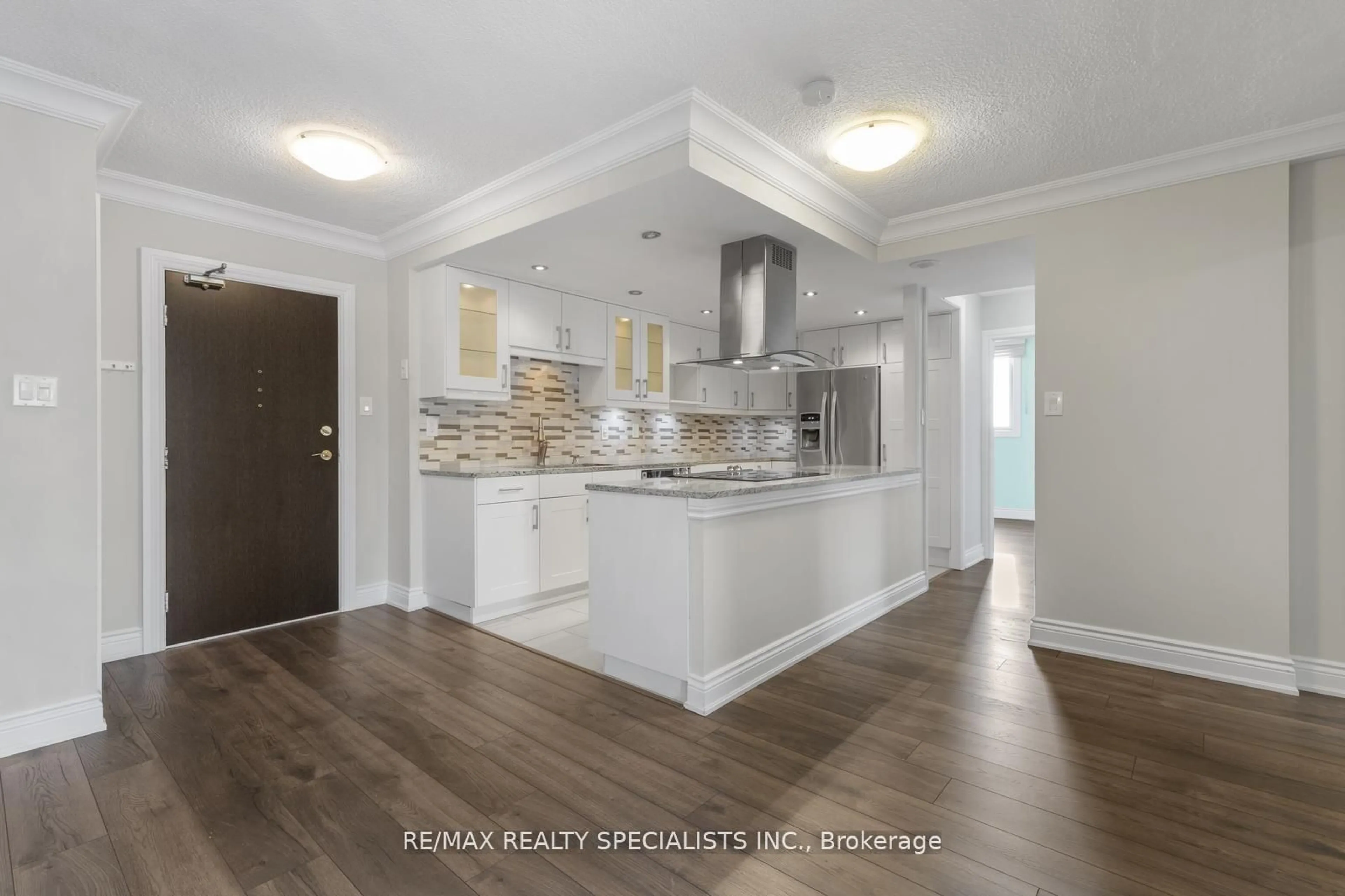 Open concept kitchen, unknown for 820 Burnhamthorpe Rd #803, Toronto Ontario M9C 4W2