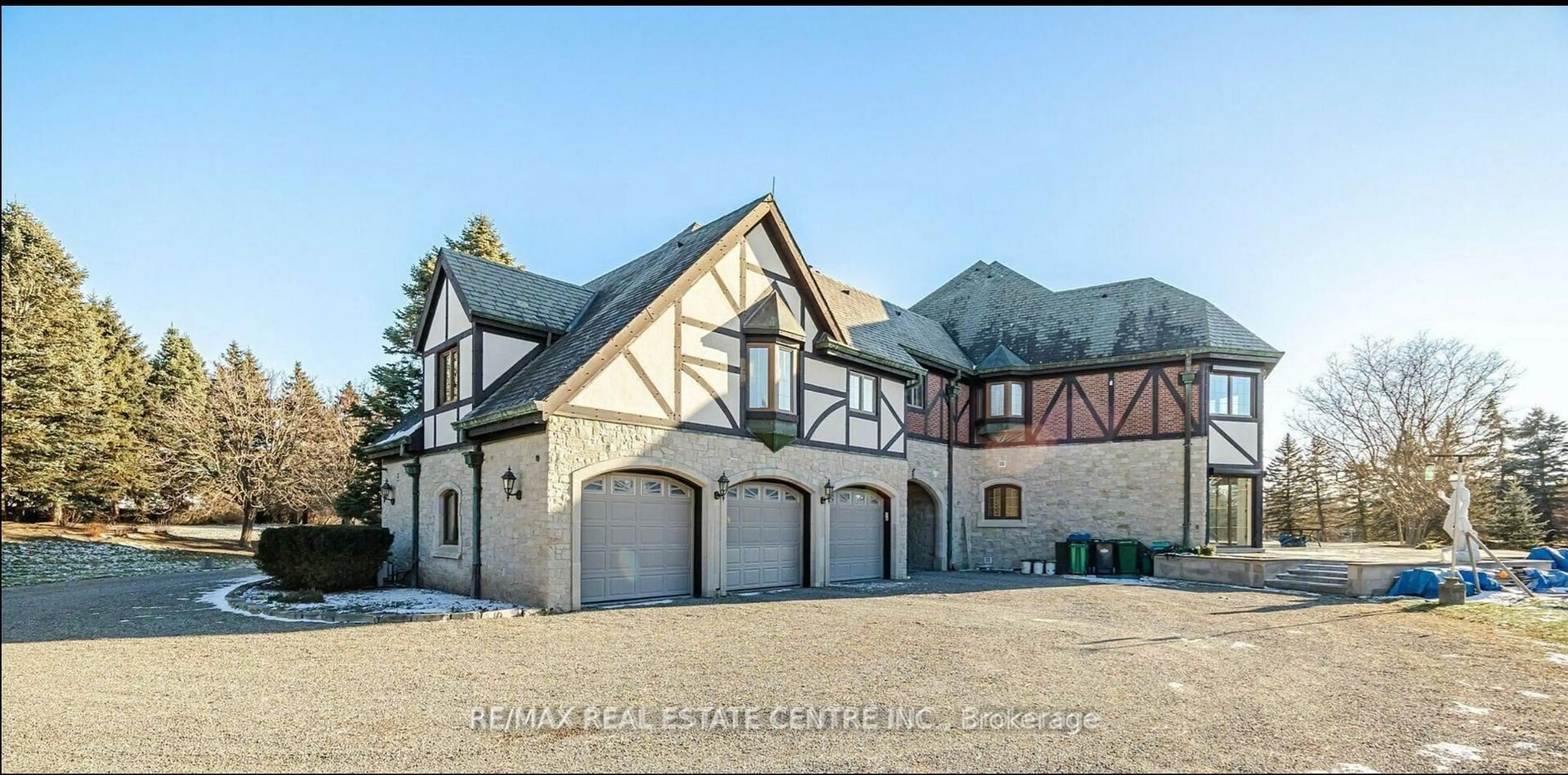 Unknown for 2 Edgeforest Dr, Brampton Ontario L6P 0E1