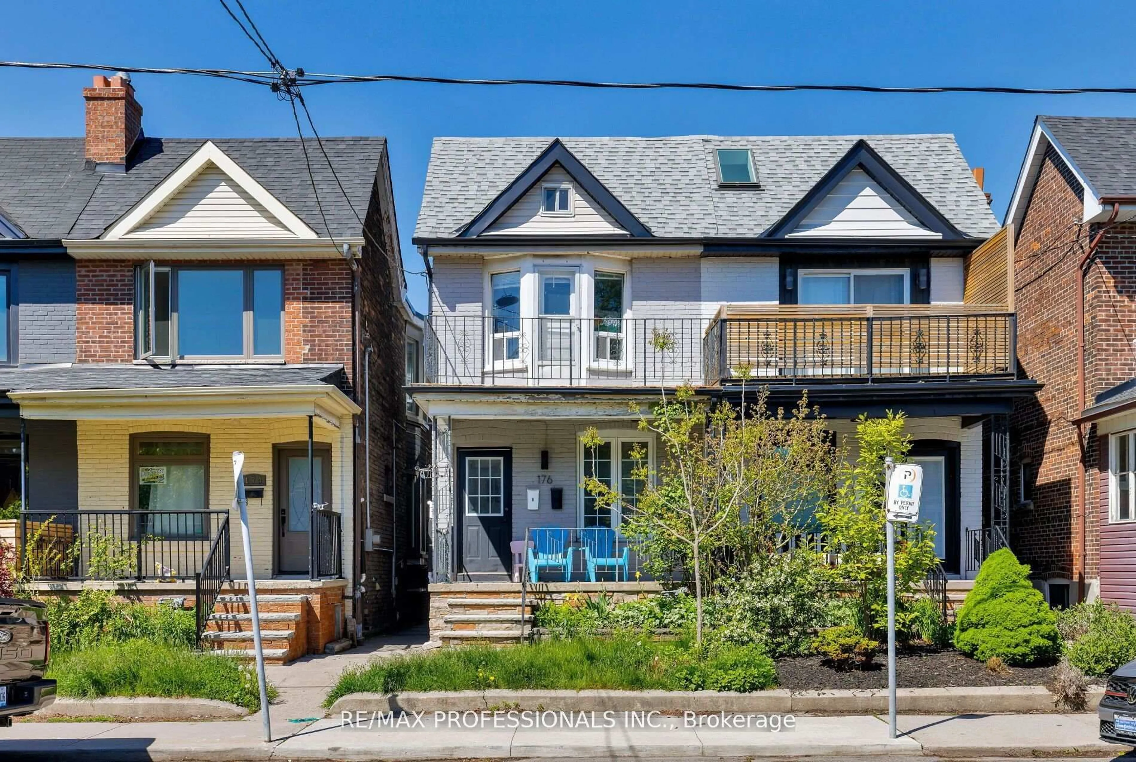 Home with brick exterior material, street for 176 Symington Ave, Toronto Ontario M6P 3W6