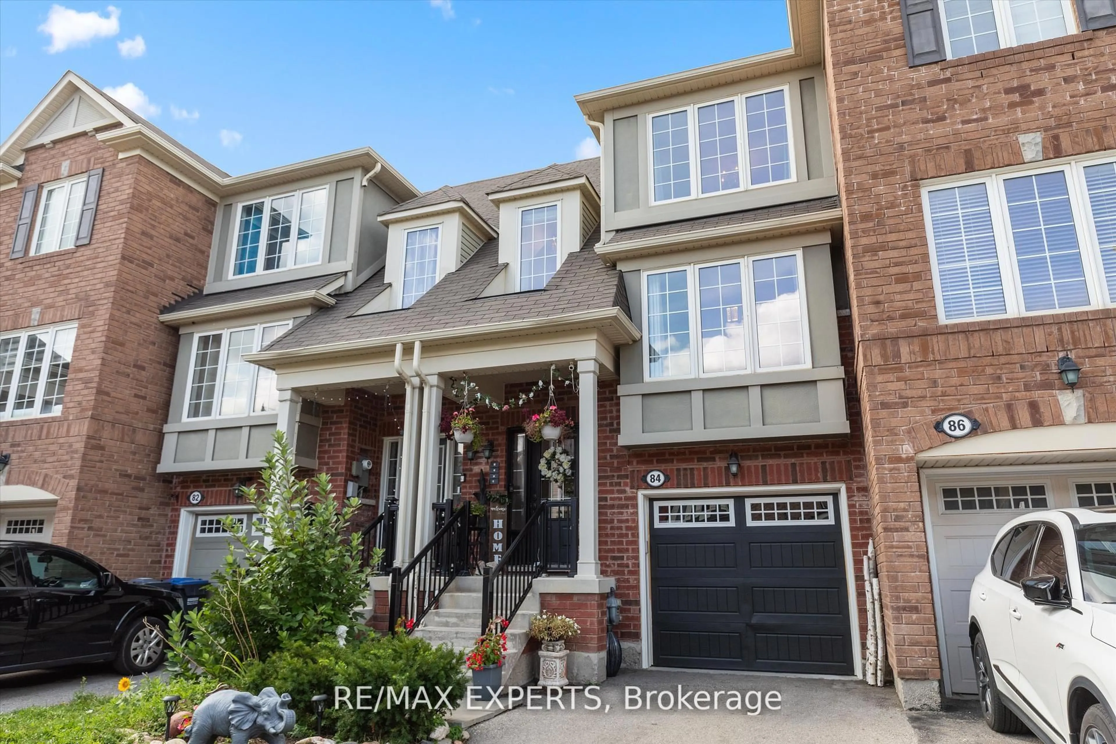 Home with brick exterior material, street for 84 Vanhorne Clse, Brampton Ontario L7A 0X9
