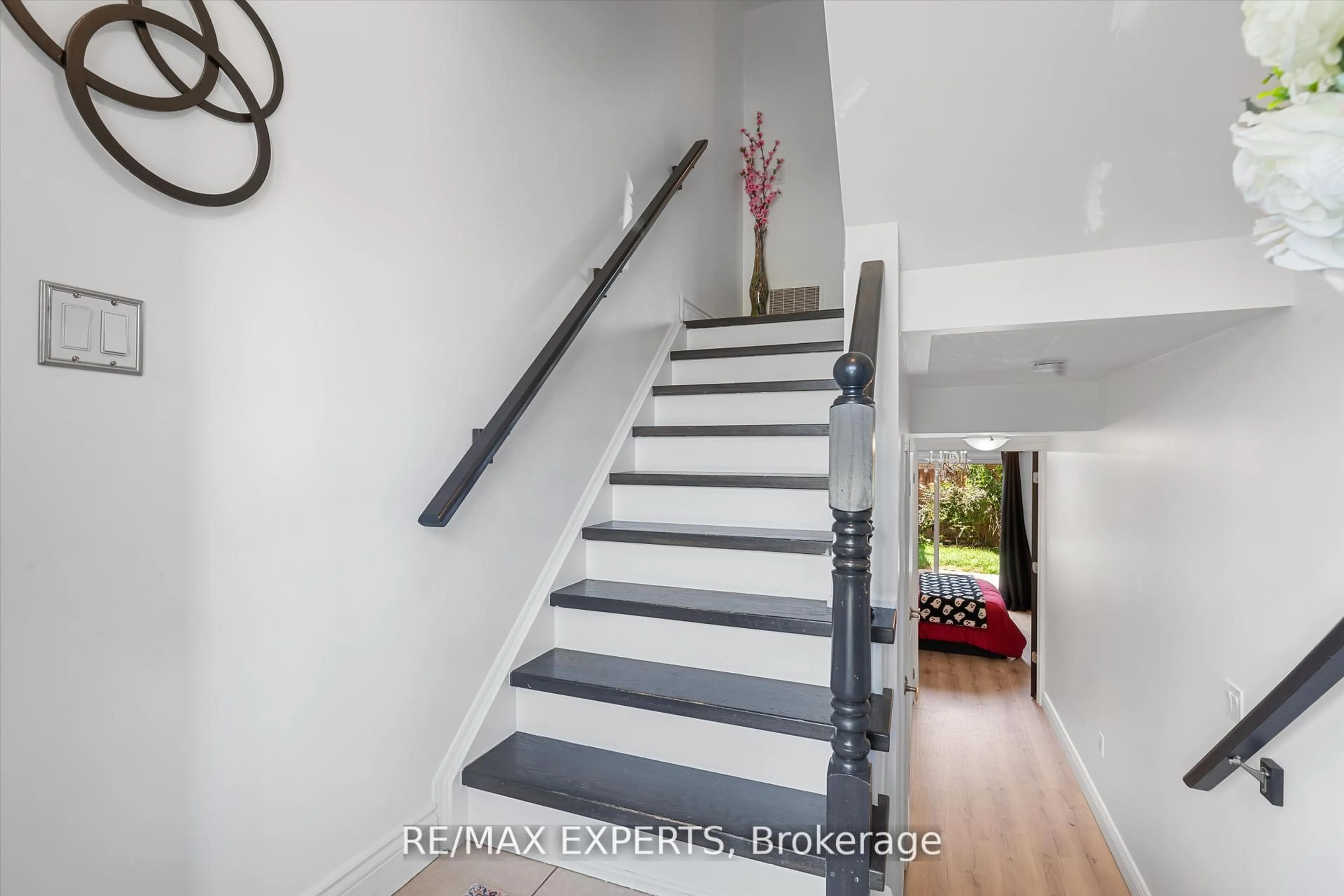 Unknown for 84 Vanhorne Clse, Brampton Ontario L7A 0X9