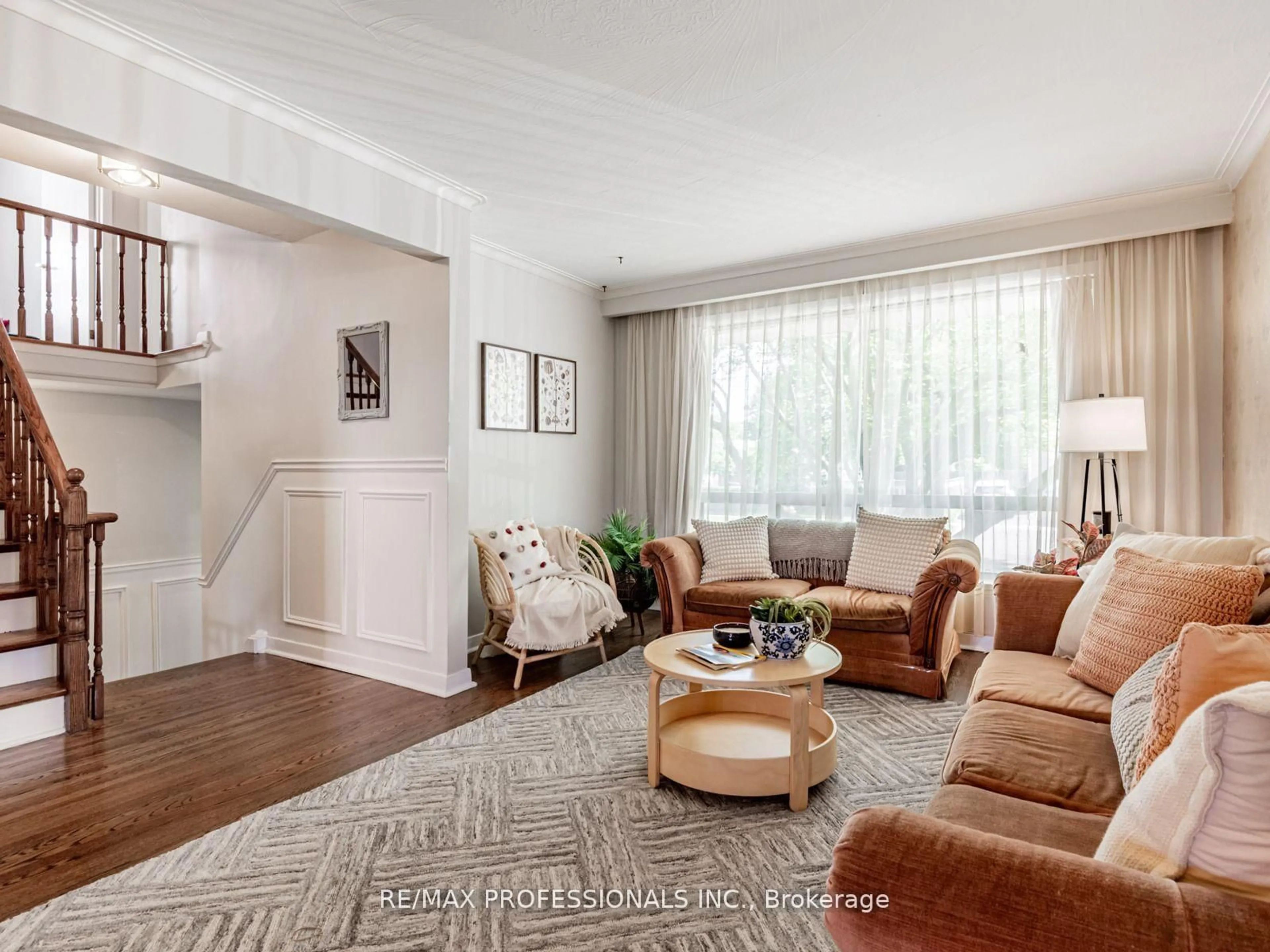 Living room with furniture, unknown for 281 Jeffcoat Dr, Toronto Ontario M9W 3E4