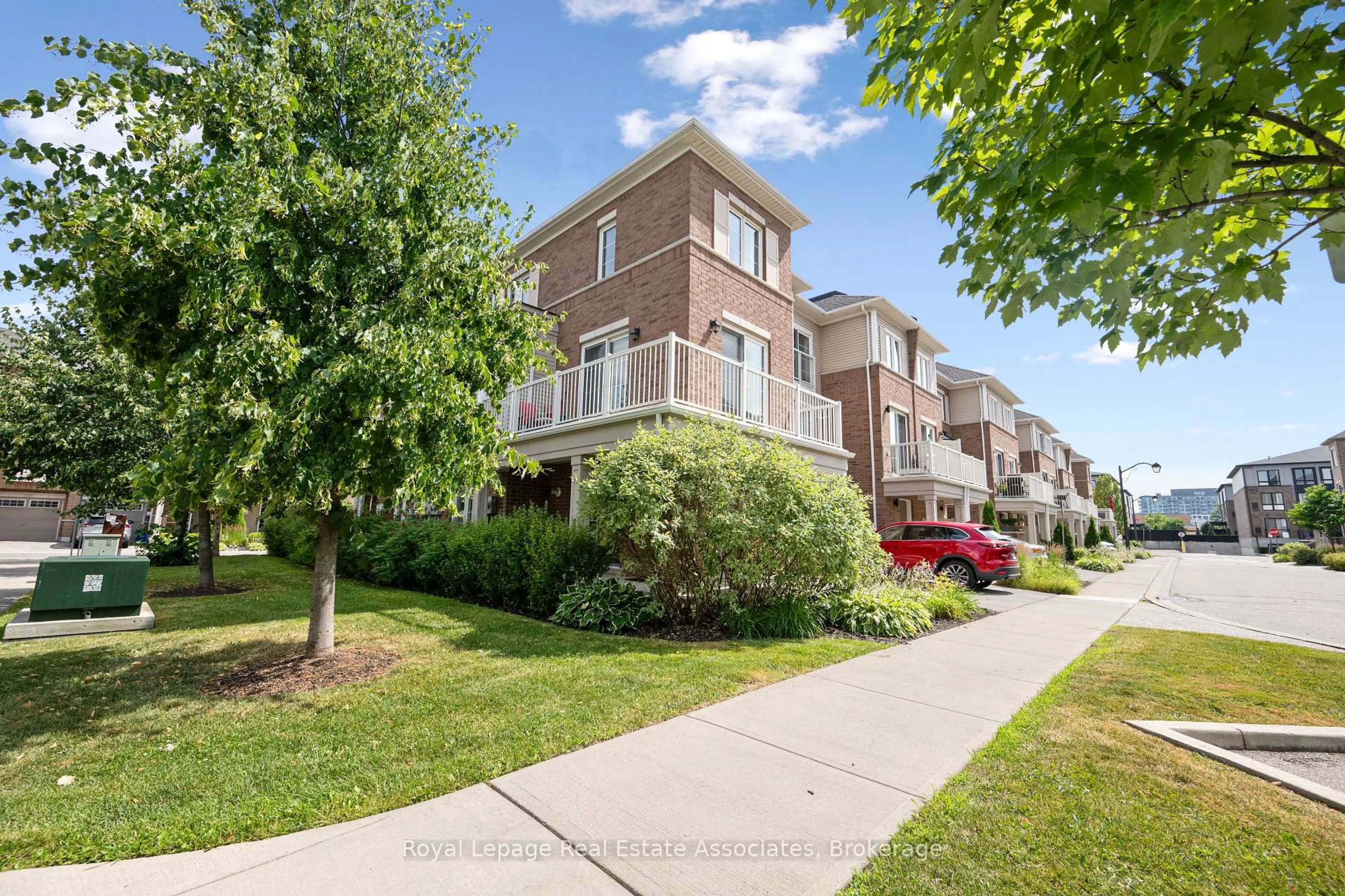 Unknown for 165 Hampshire Way #71, Milton Ontario L9T 8M7