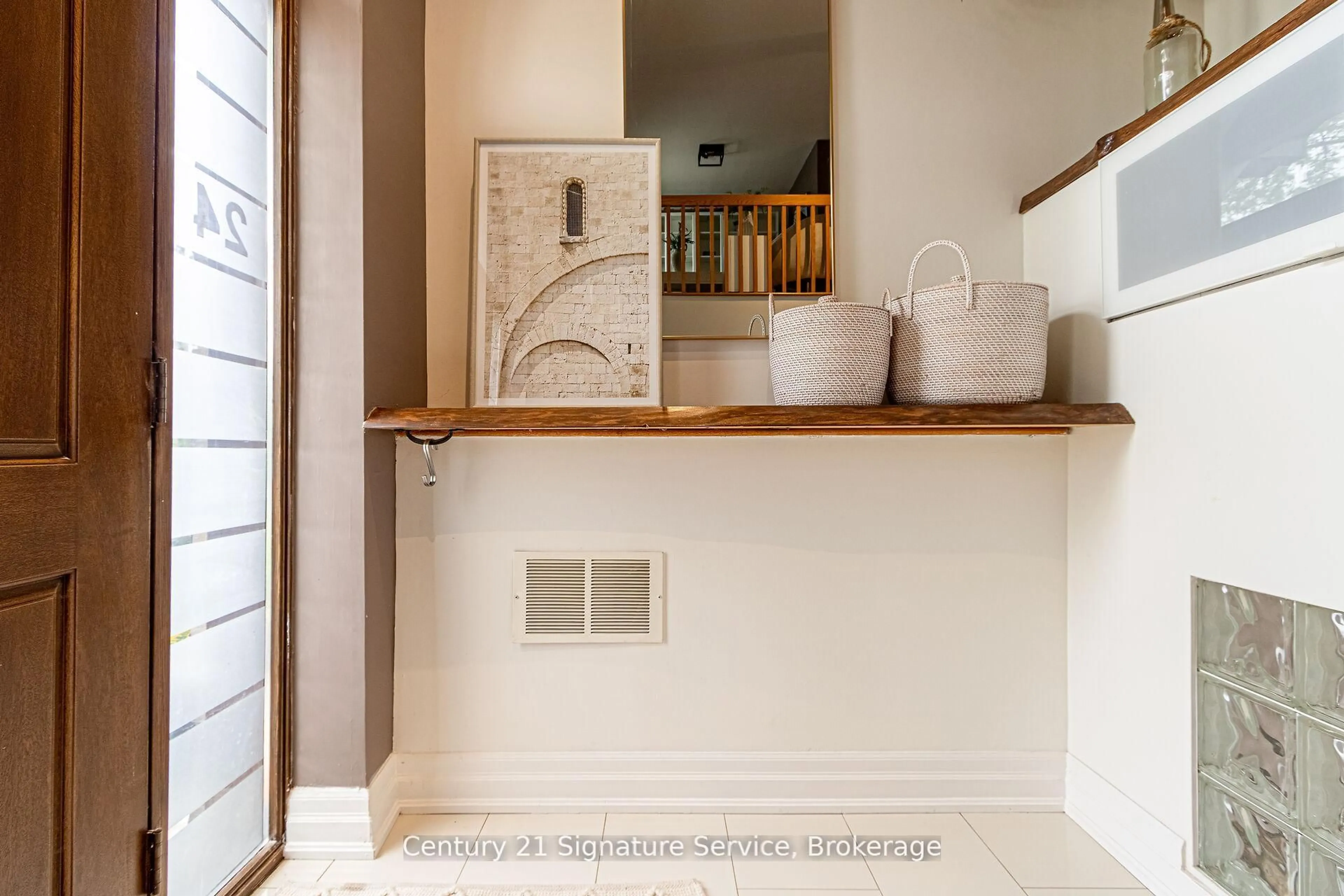 Unknown for 24 Joymar Dr, Mississauga Ontario L5M 1E9