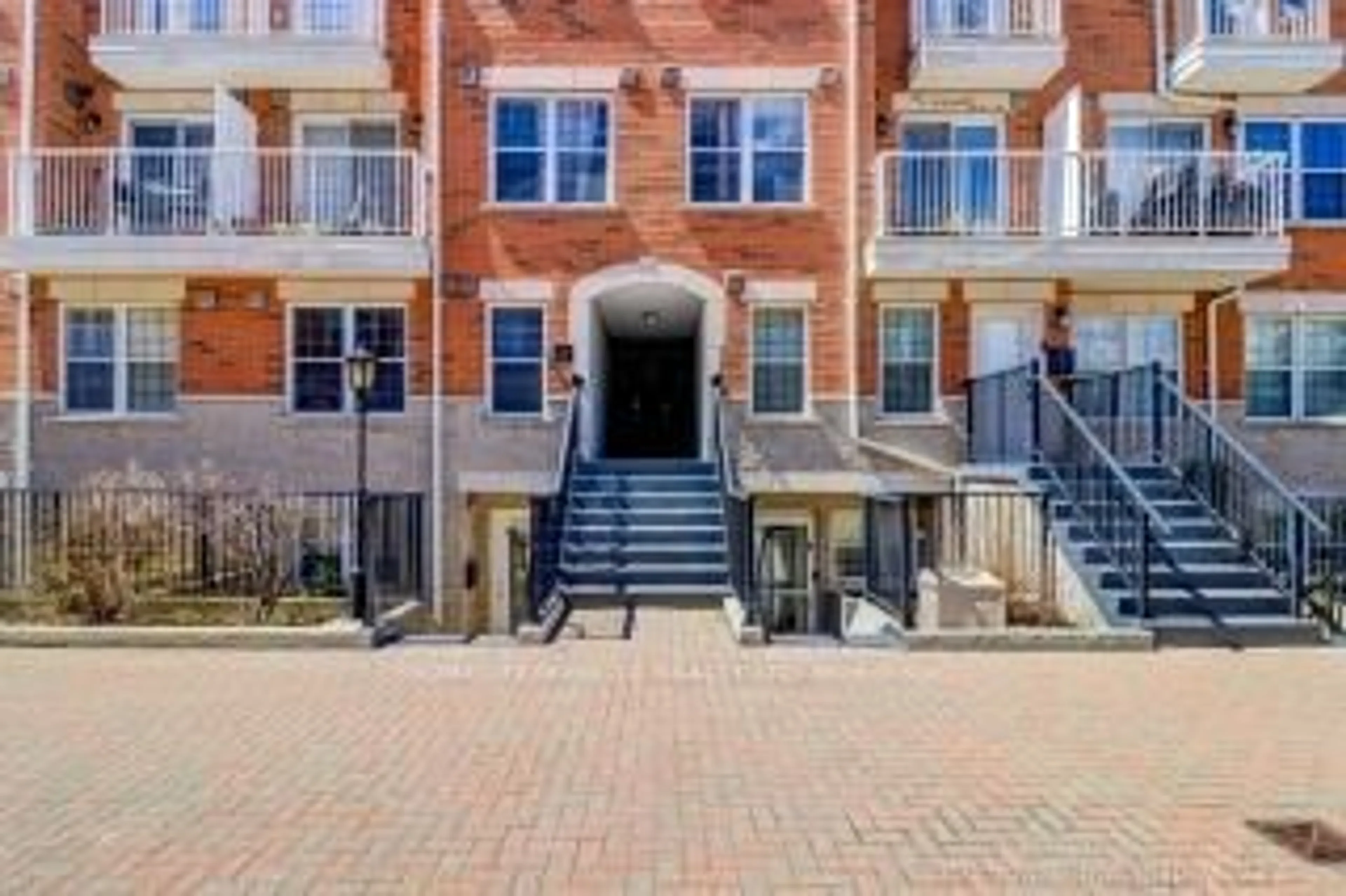 Unknown for 37 Four Winds Dr #8, Toronto Ontario M3J 1K7