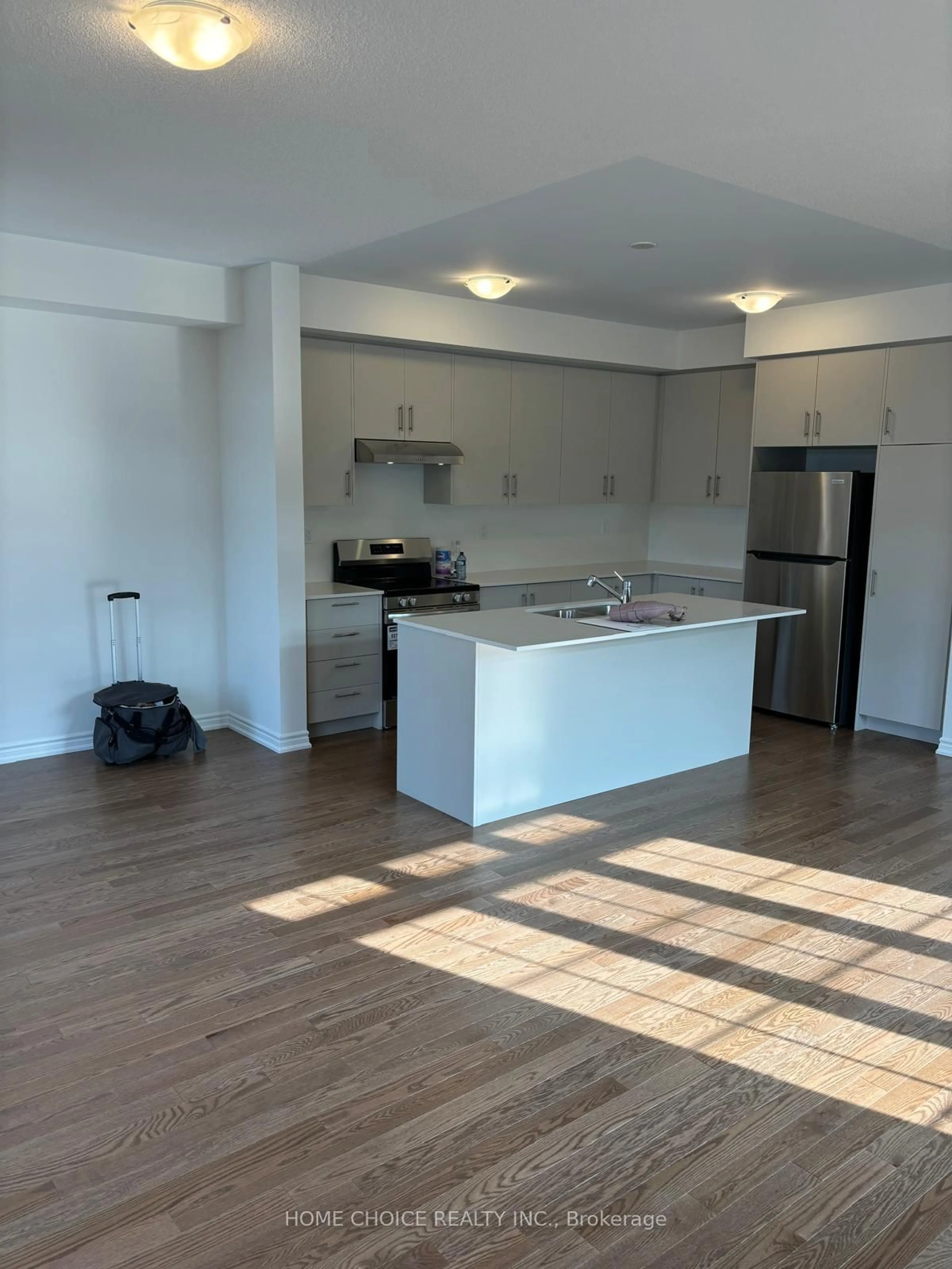 Open concept kitchen, unknown for 1474 Periwinkle Pl, Milton Ontario L9T 2X5