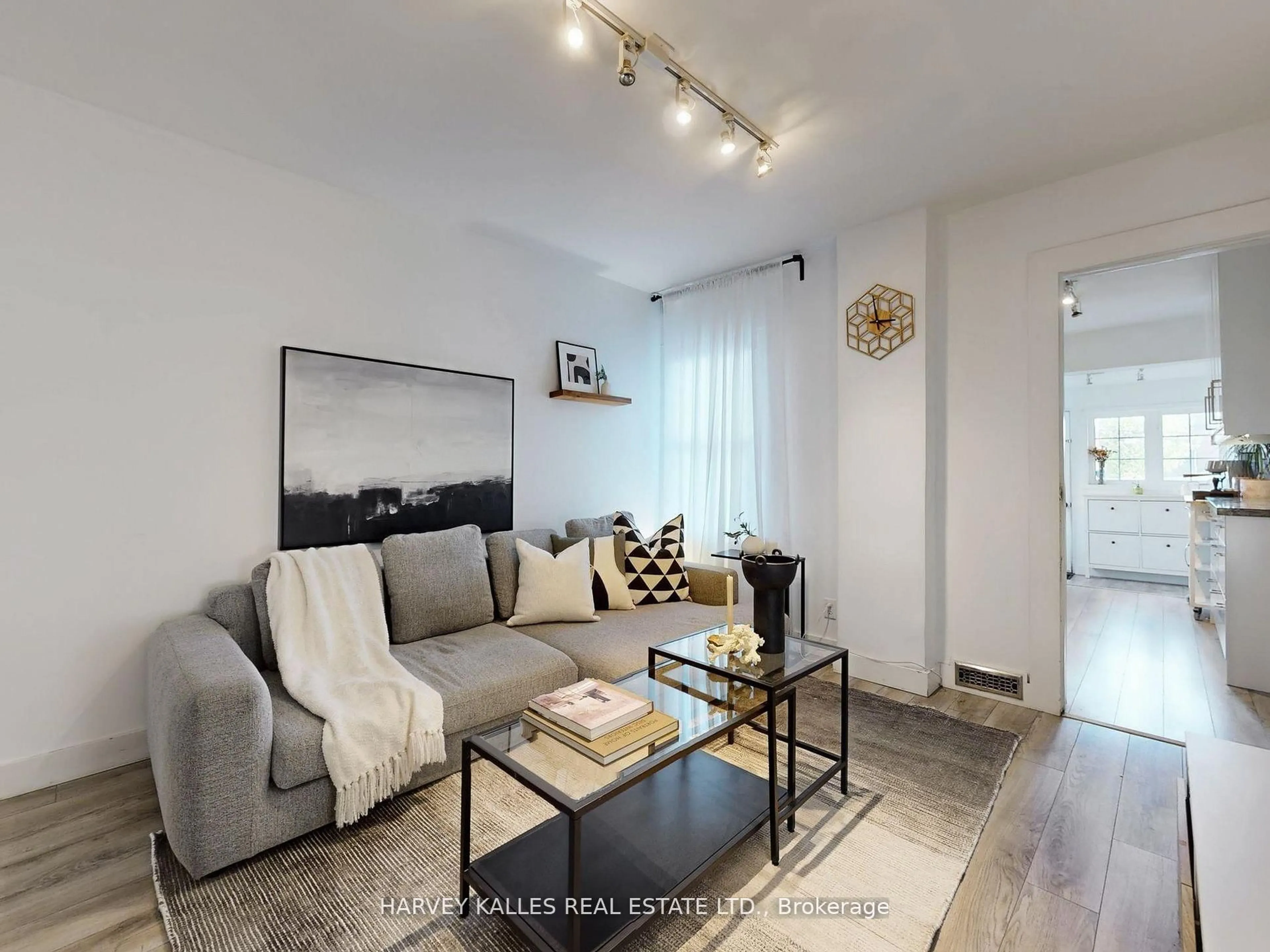 Living room with furniture, unknown for 211 Rosemount Ave, Toronto Ontario M6H 2N2