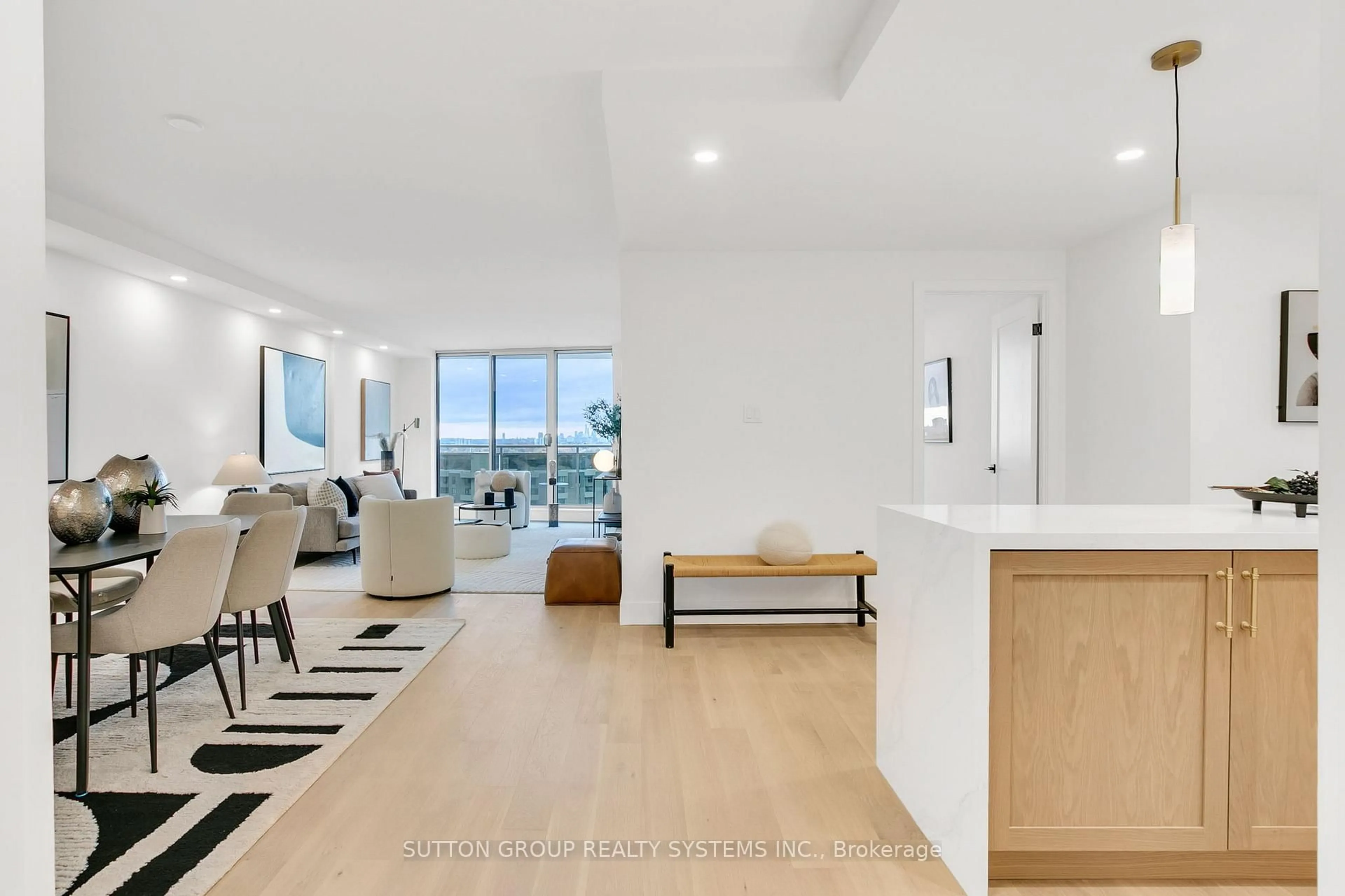 Unknown for 820 Burnhamthorpe Rd #2107, Toronto Ontario M9C 4W2