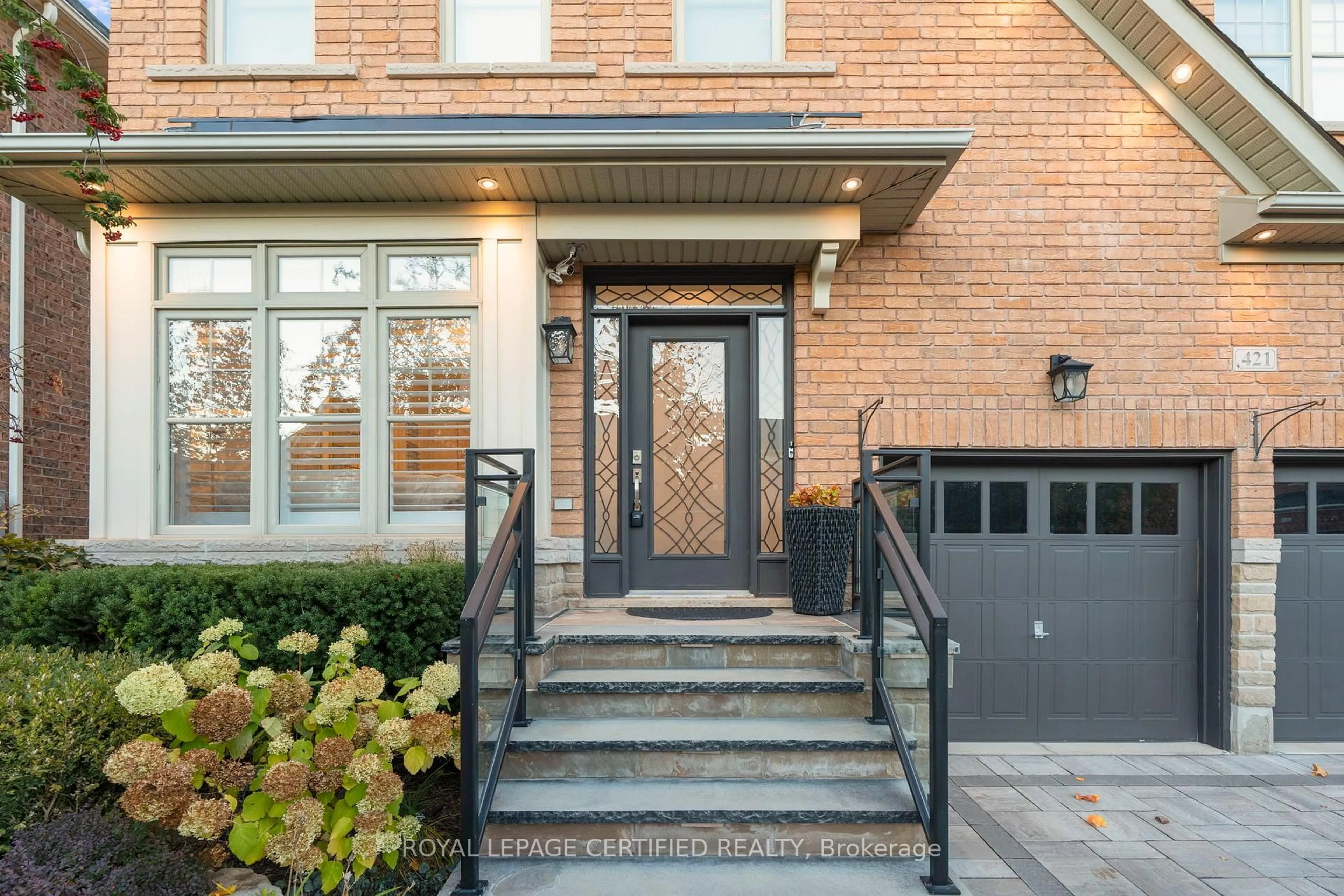 Home with brick exterior material, street for 421 Stringer Circ, Milton Ontario L9T 0T3