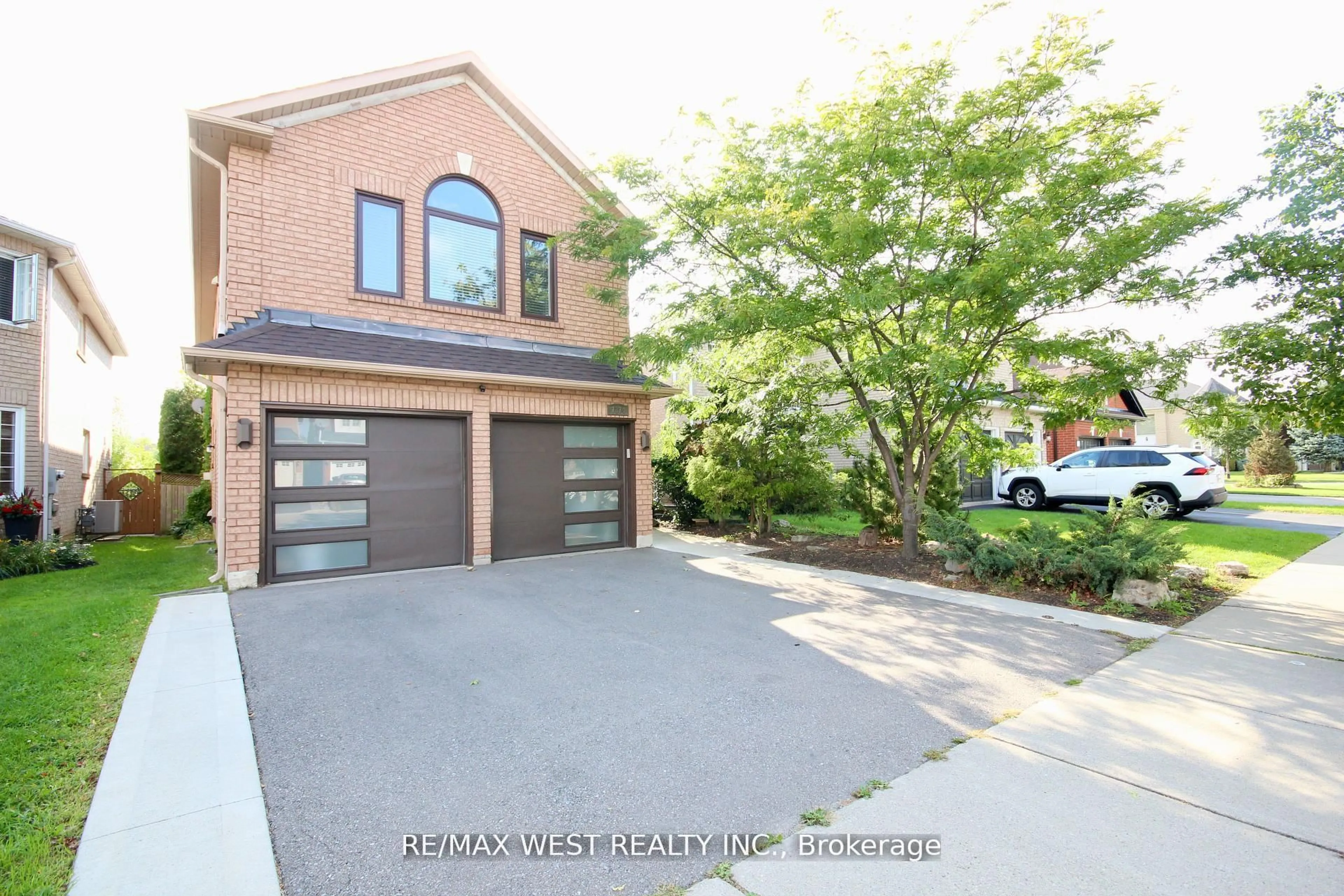 Home with brick exterior material, street for 7374 Black Walnut Tr, Mississauga Ontario L5N 7L8
