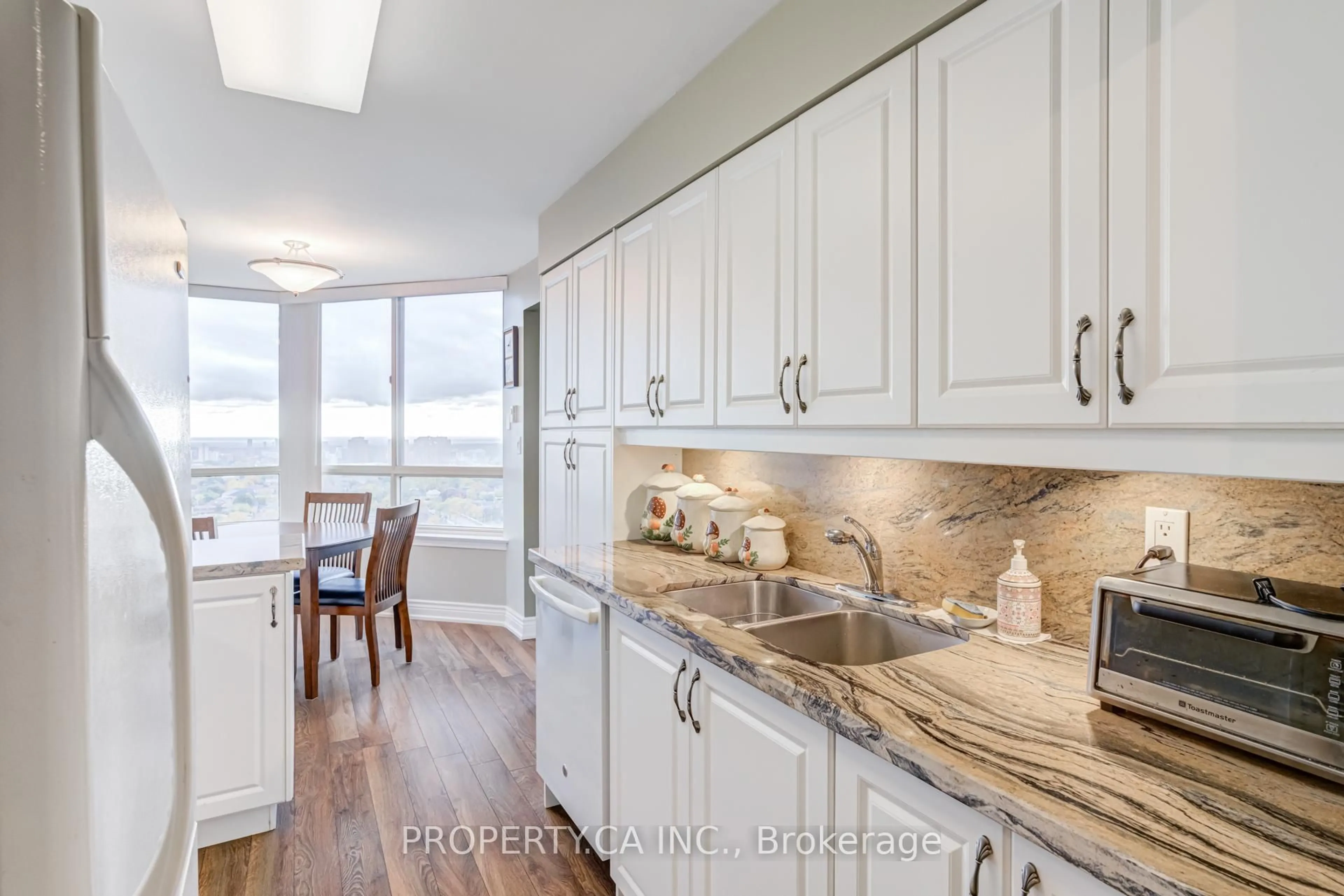 Open concept kitchen, unknown for 3605 Kariya Dr #2210, Mississauga Ontario L5B 3J4