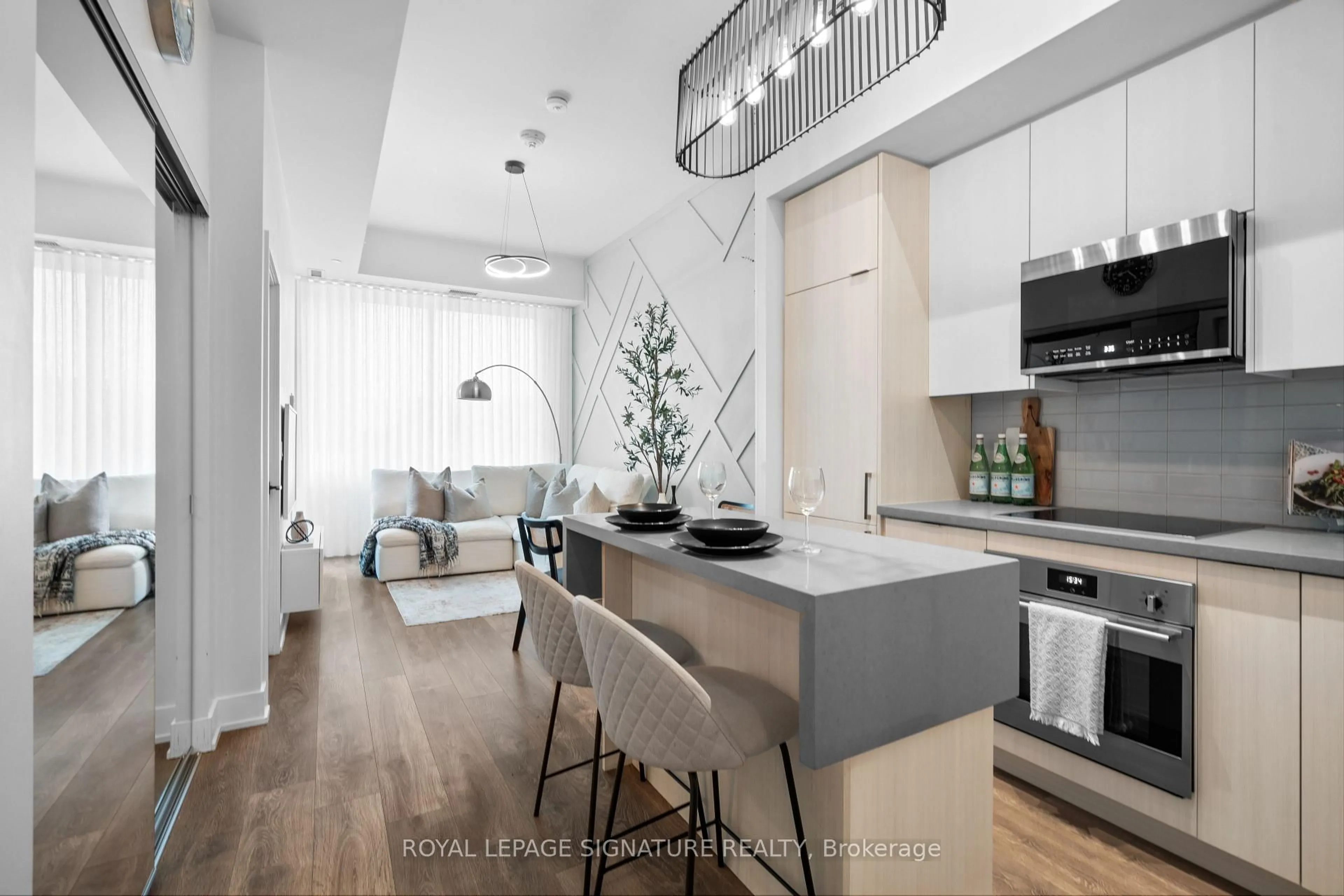 Open concept kitchen, unknown for 2481 Taunton Rd #367, Oakville Ontario L6H 3R7